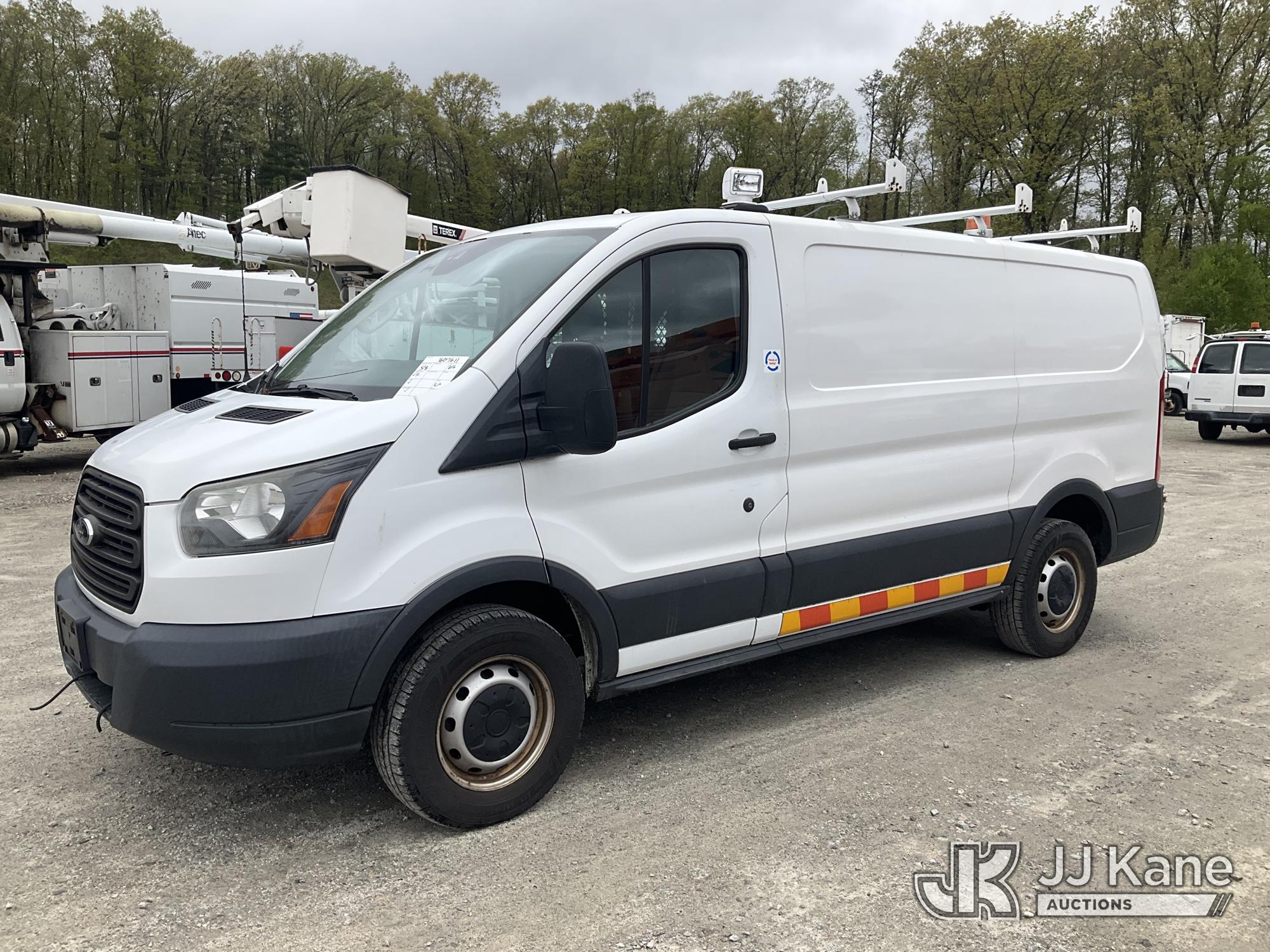 Photo of a 2016 Ford Transit