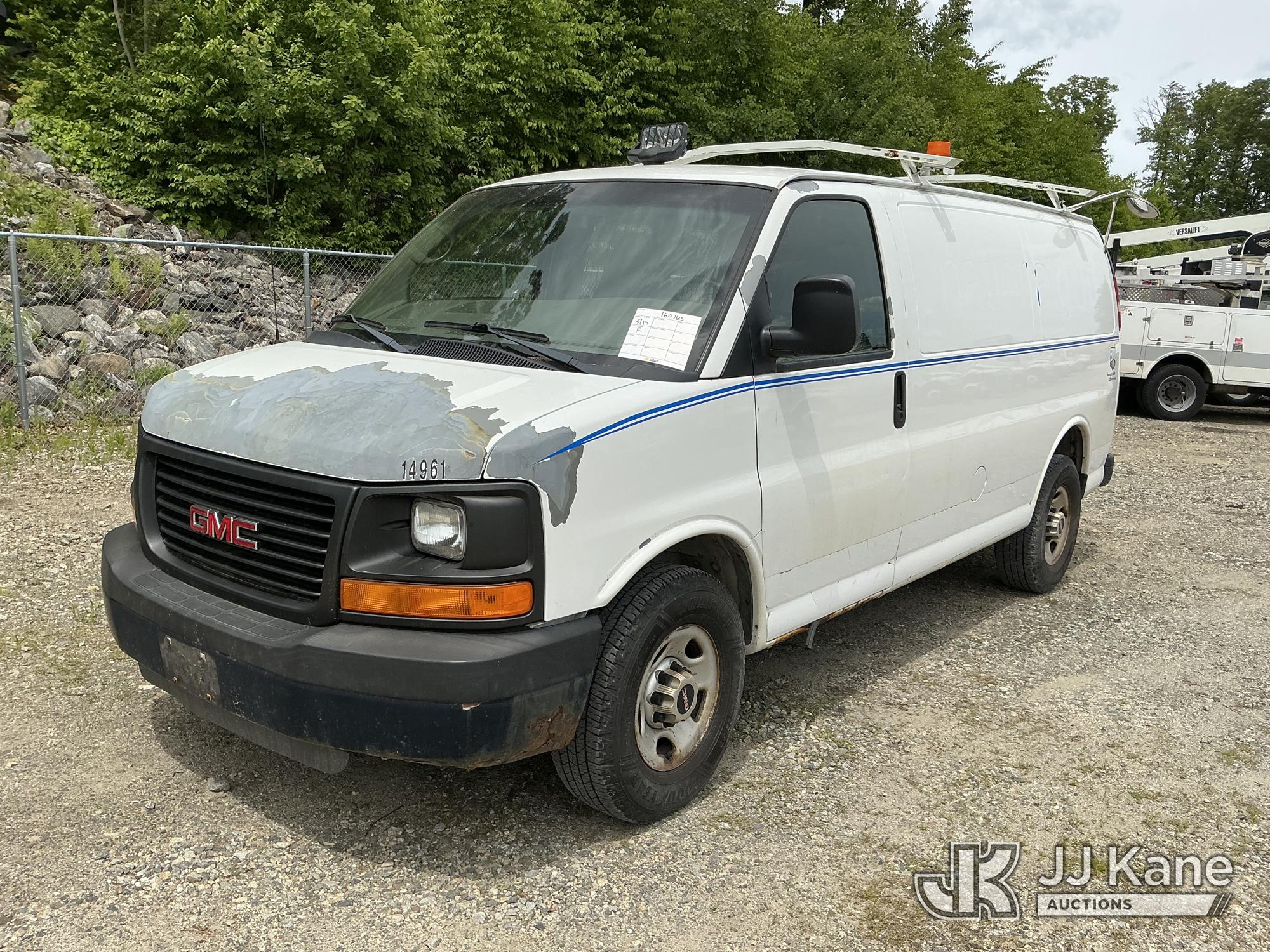 Photo of a 2011 GMC Savana 3500