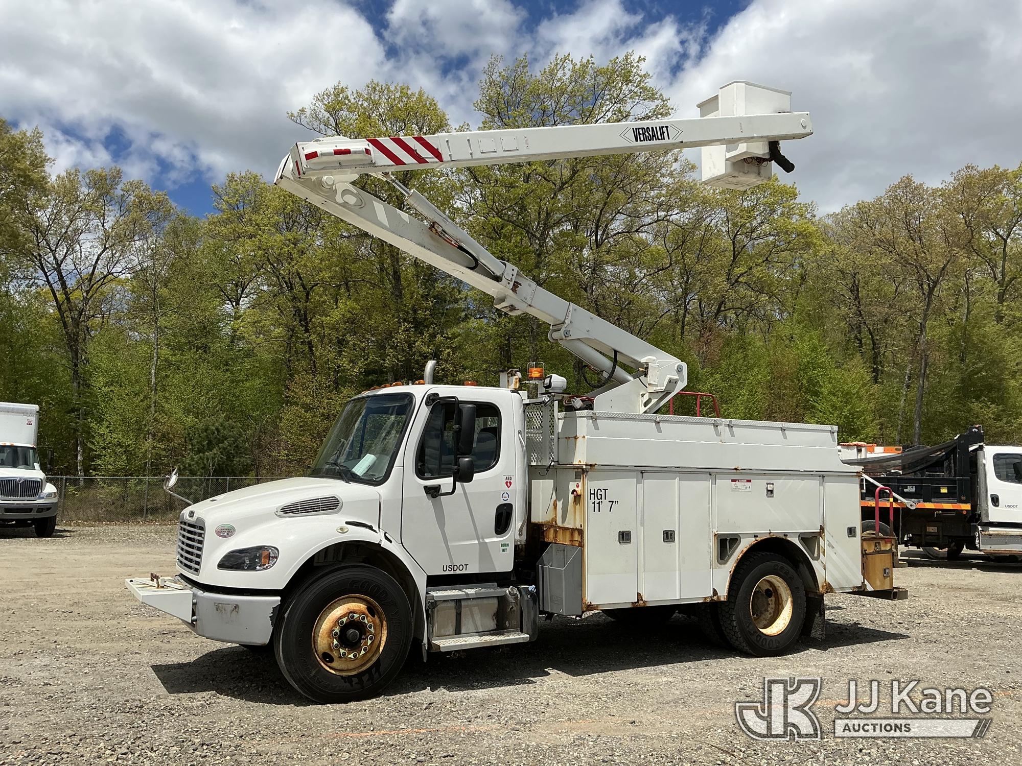 Photo of a 2017 Freightliner M2 106