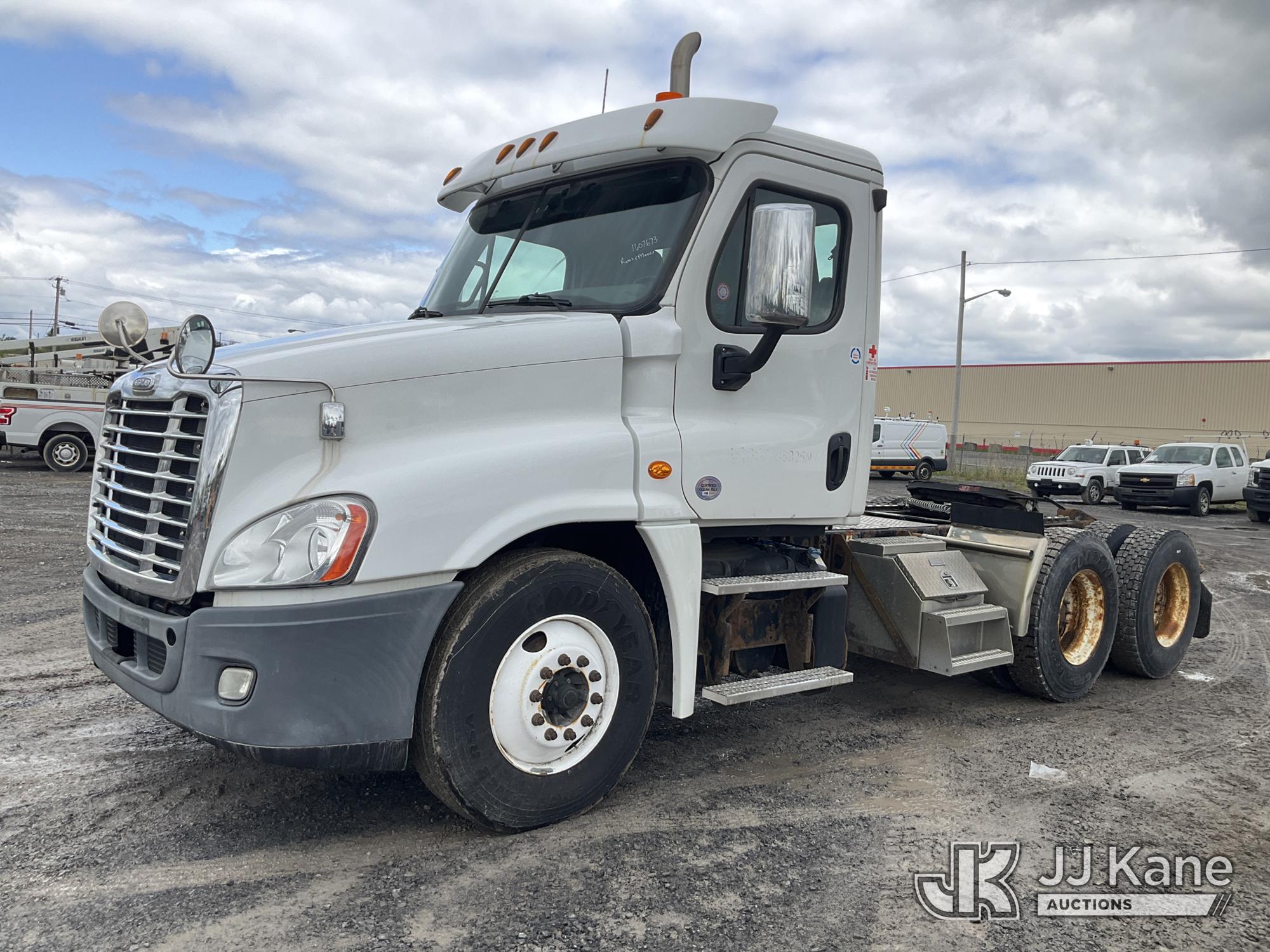 Photo of a 2017 Freightliner CA125DC