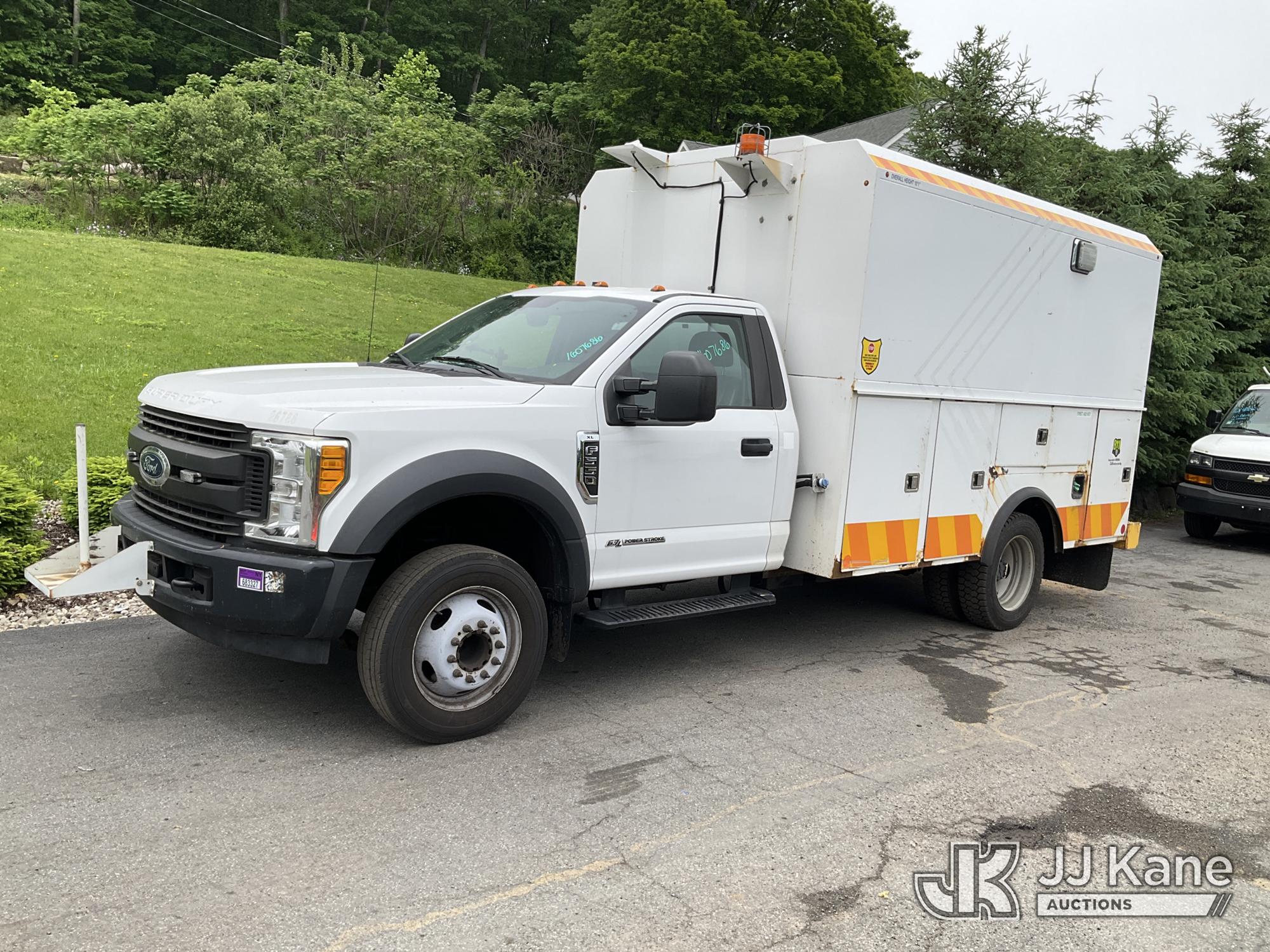Photo of a 2017 Ford F550 2WD
