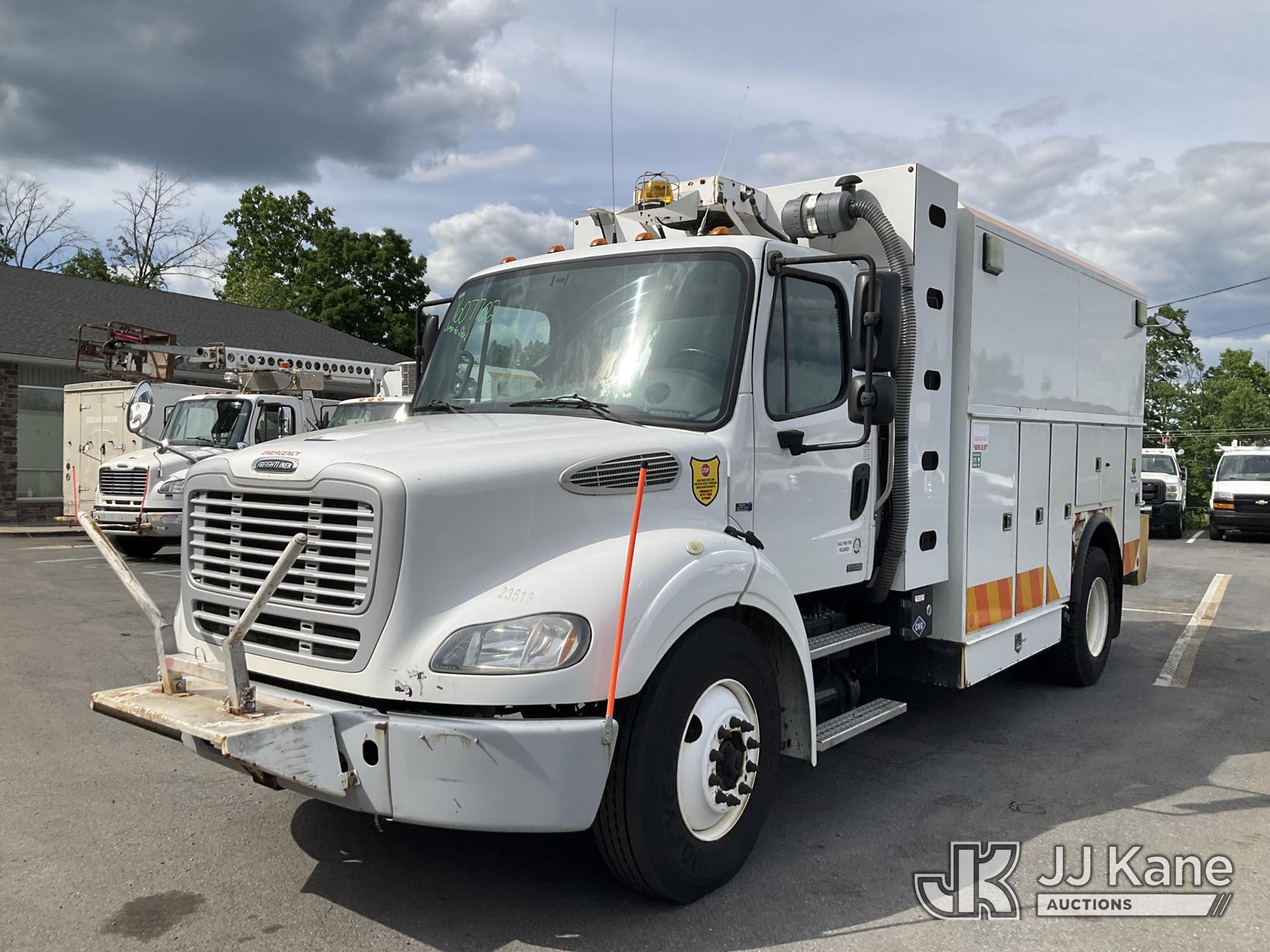 Photo of a 2016 Freightliner M2 112