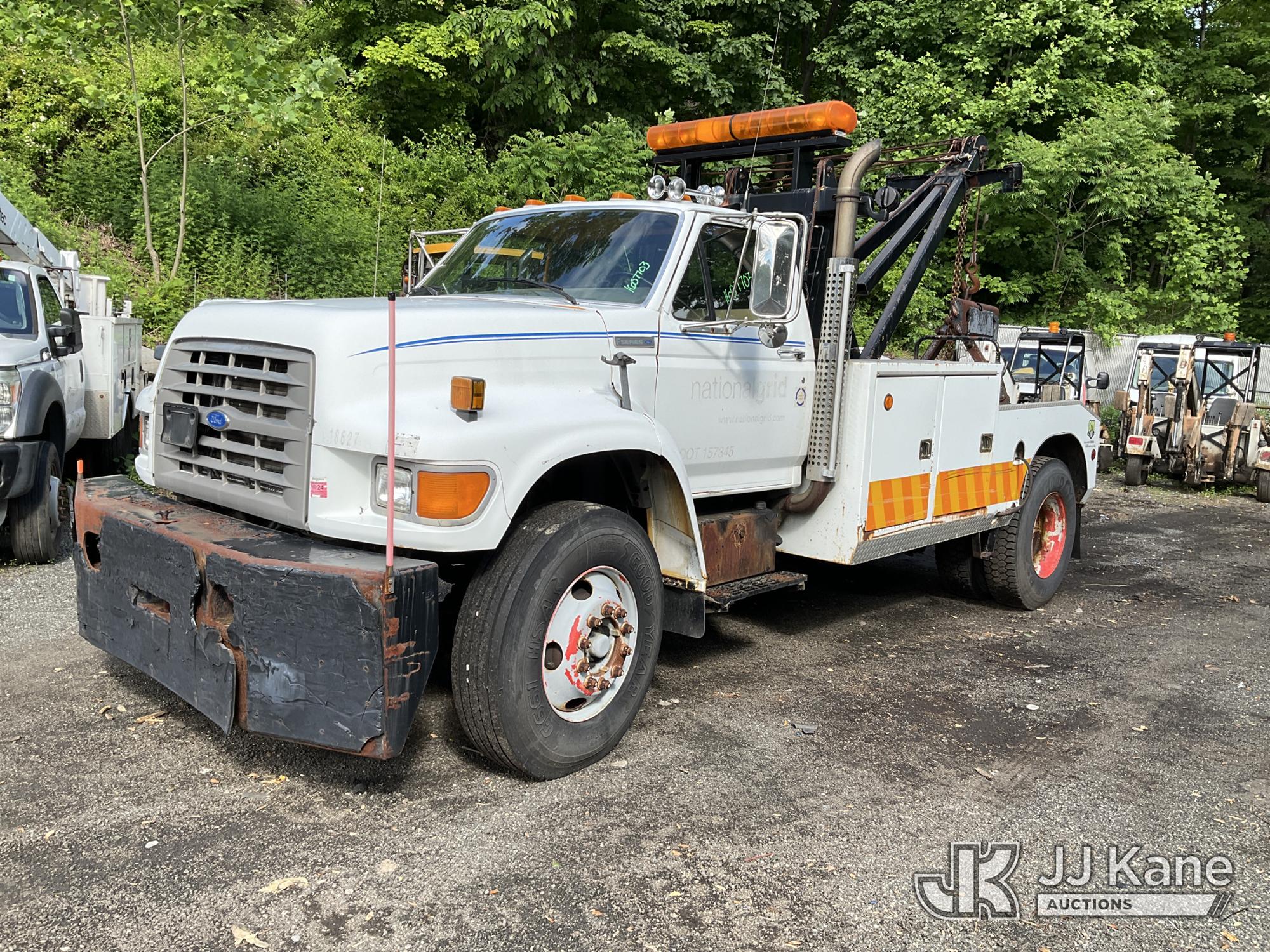Photo of a 1995 Ford F800