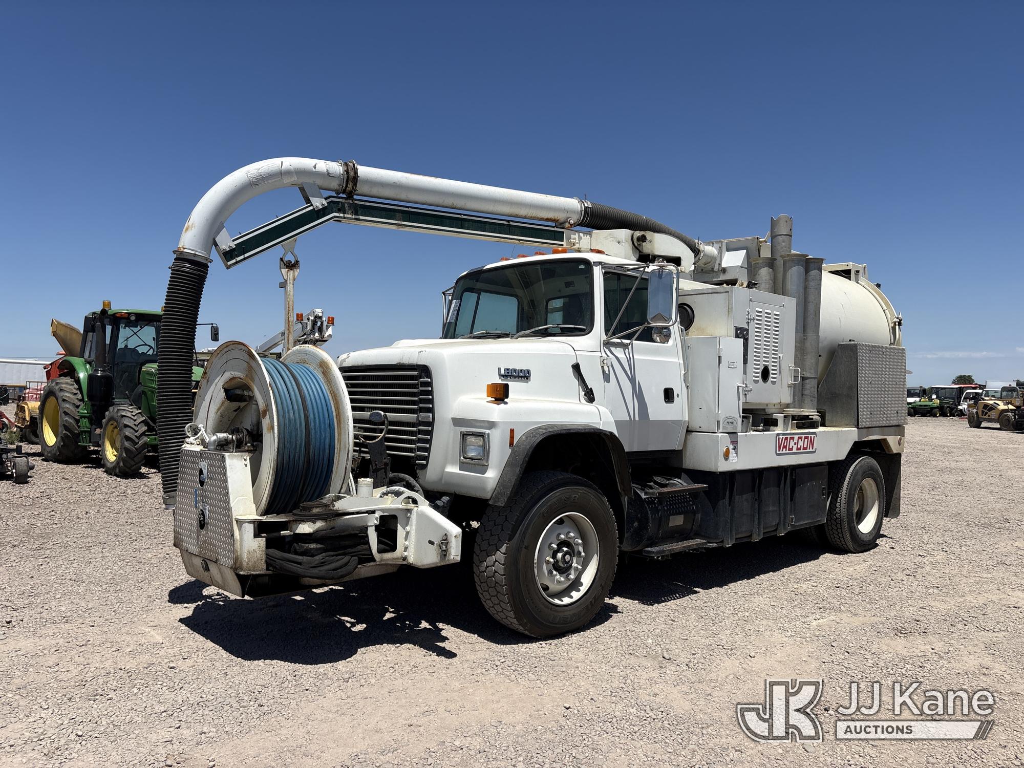 Photo of a 1994 Ford LN8000F