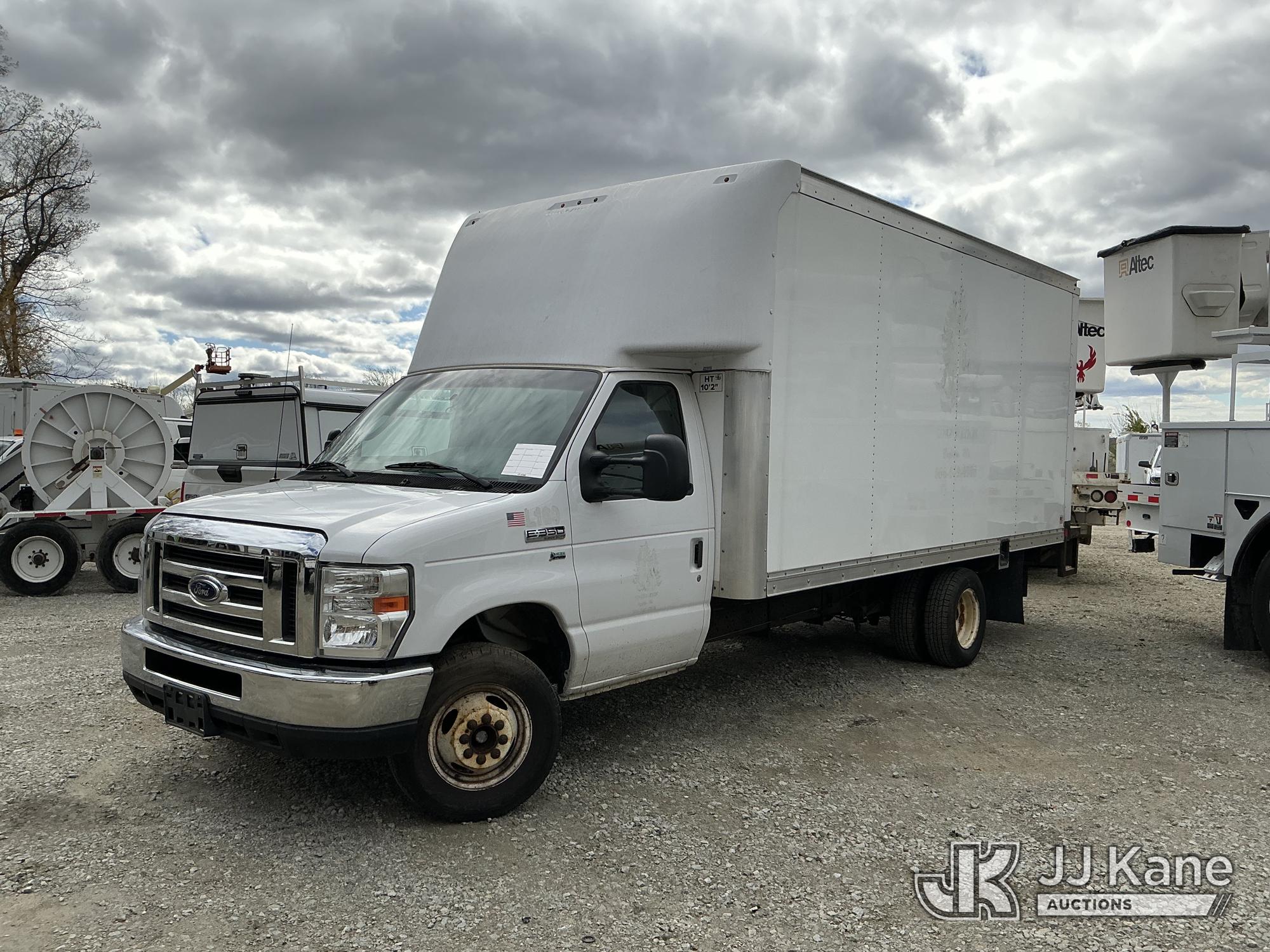 Photo of a 2019 Ford Econoline