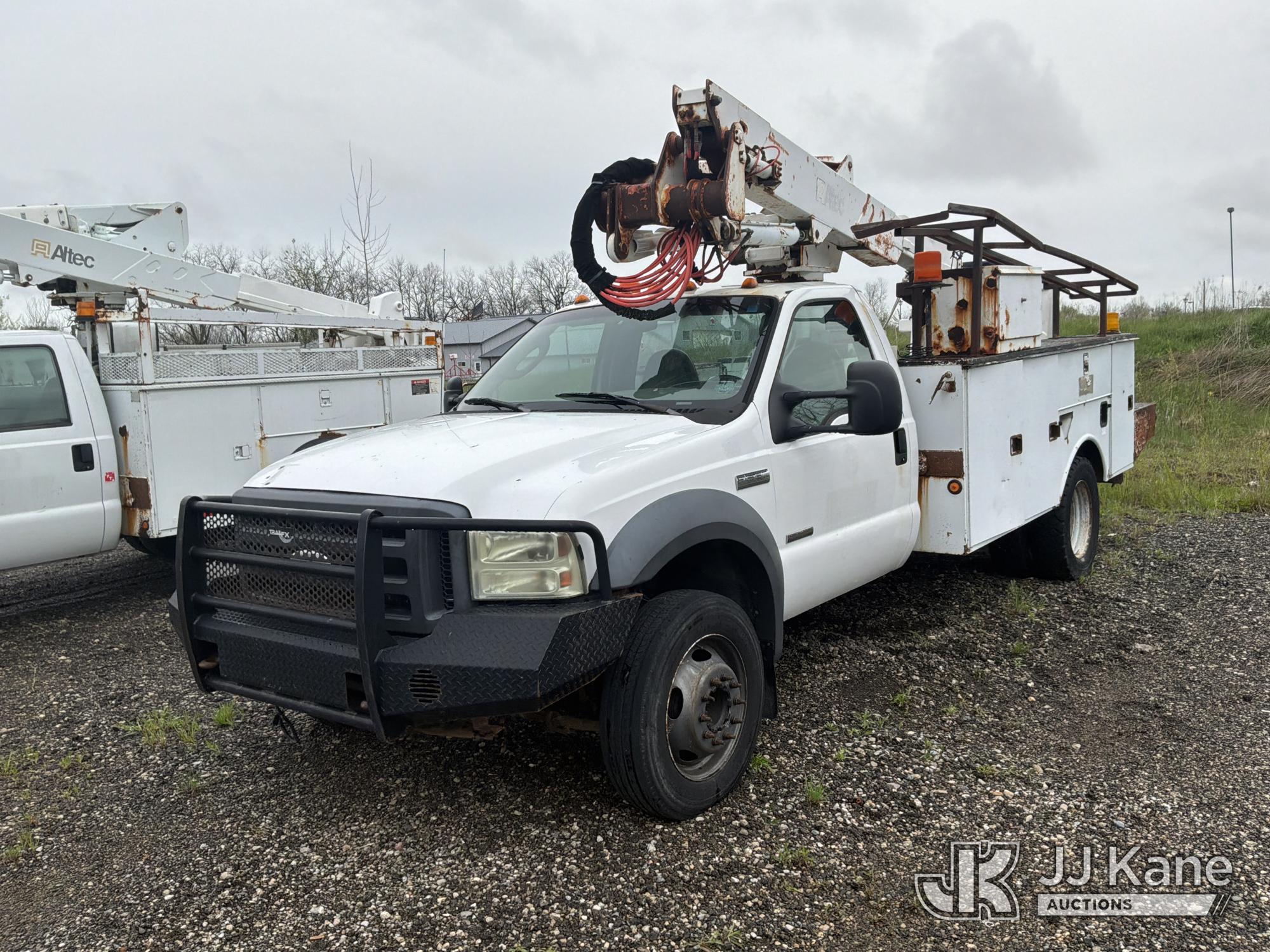 Photo of a 2005 Ford F550