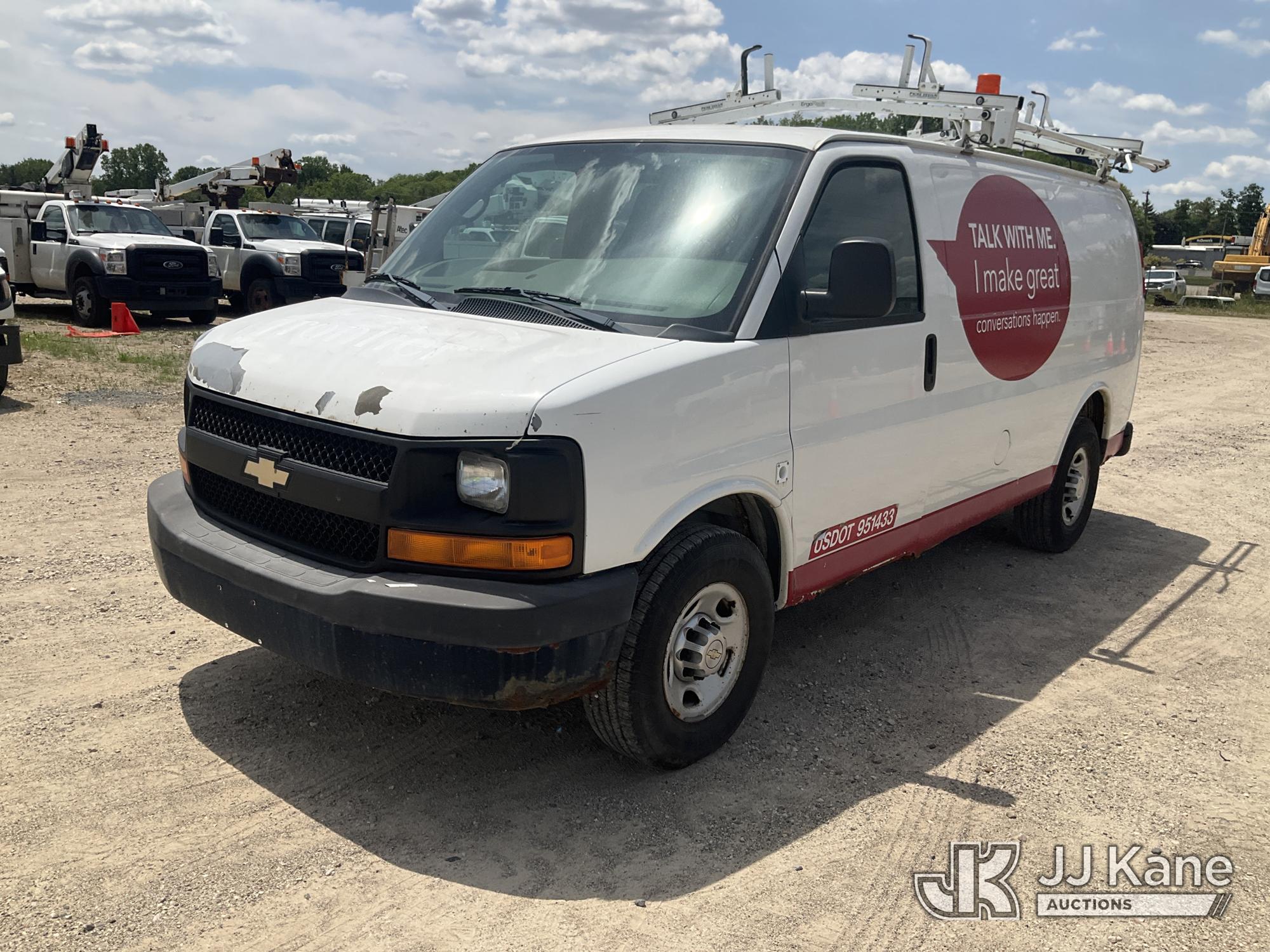 Photo of a 2011 Chevrolet Express G2500