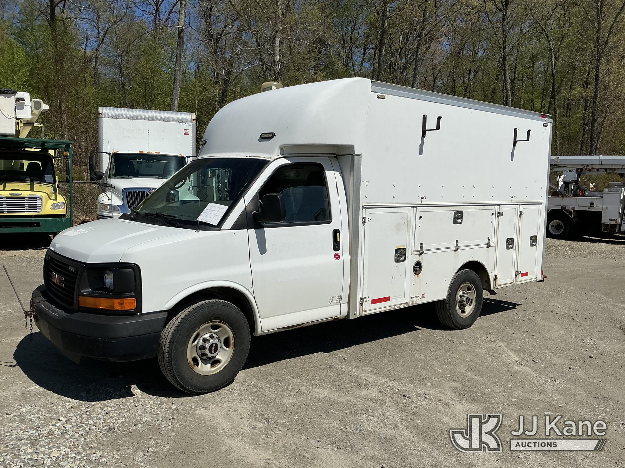 Photo of a 2014 GMC Savana G3500