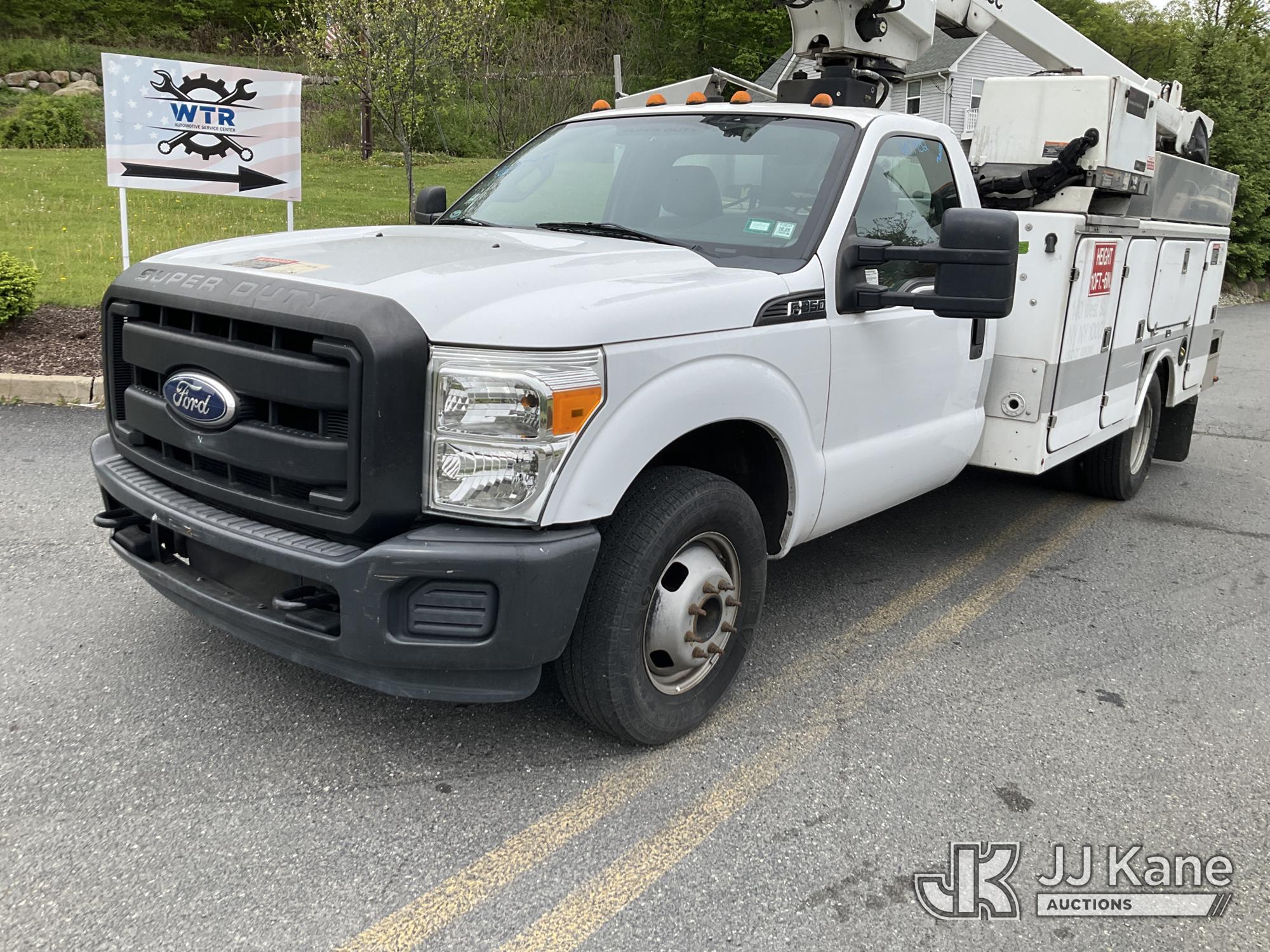 Photo of a 2012 Ford F350 2WD