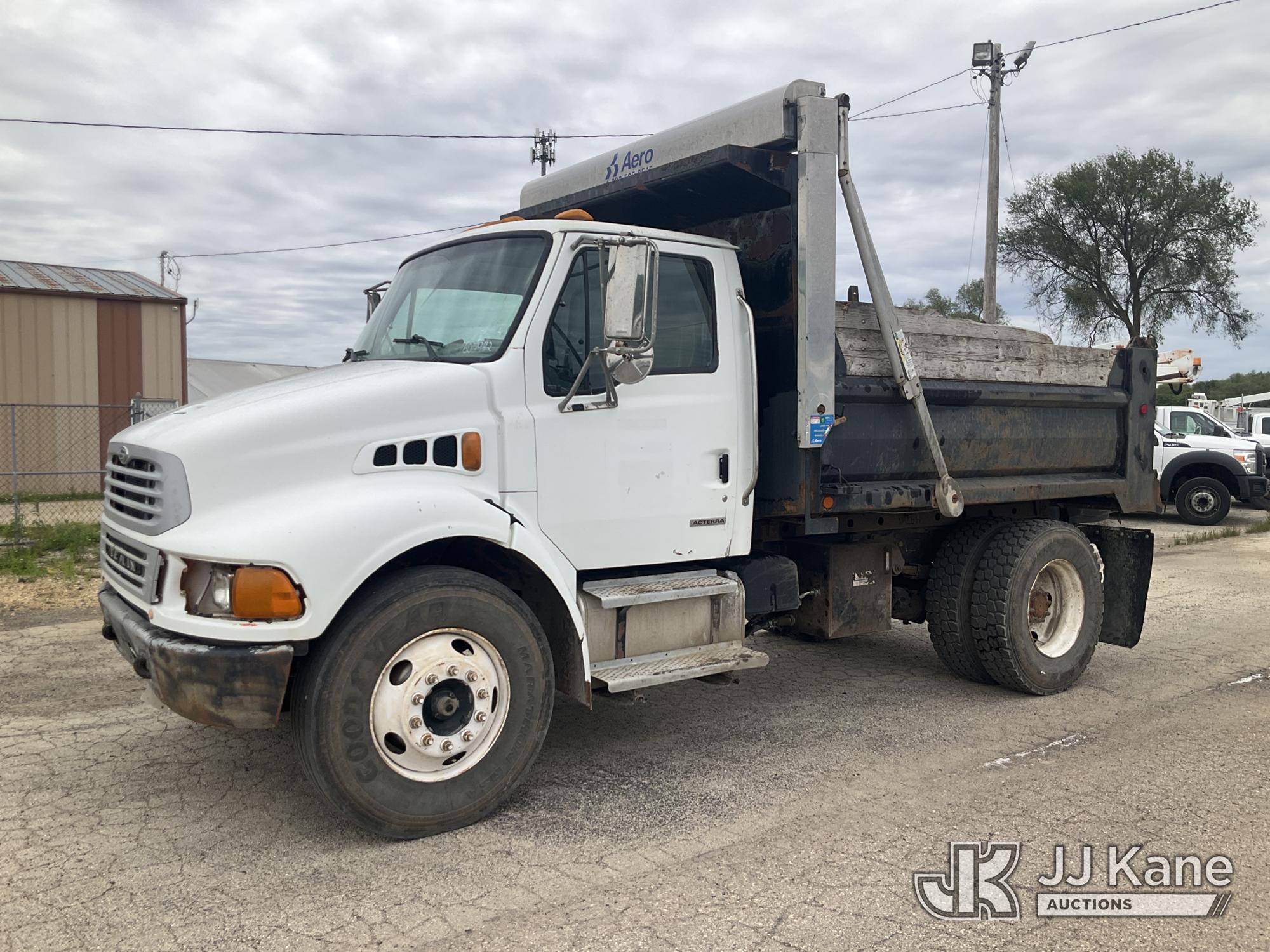 Photo of a 2003 Sterling Acterra