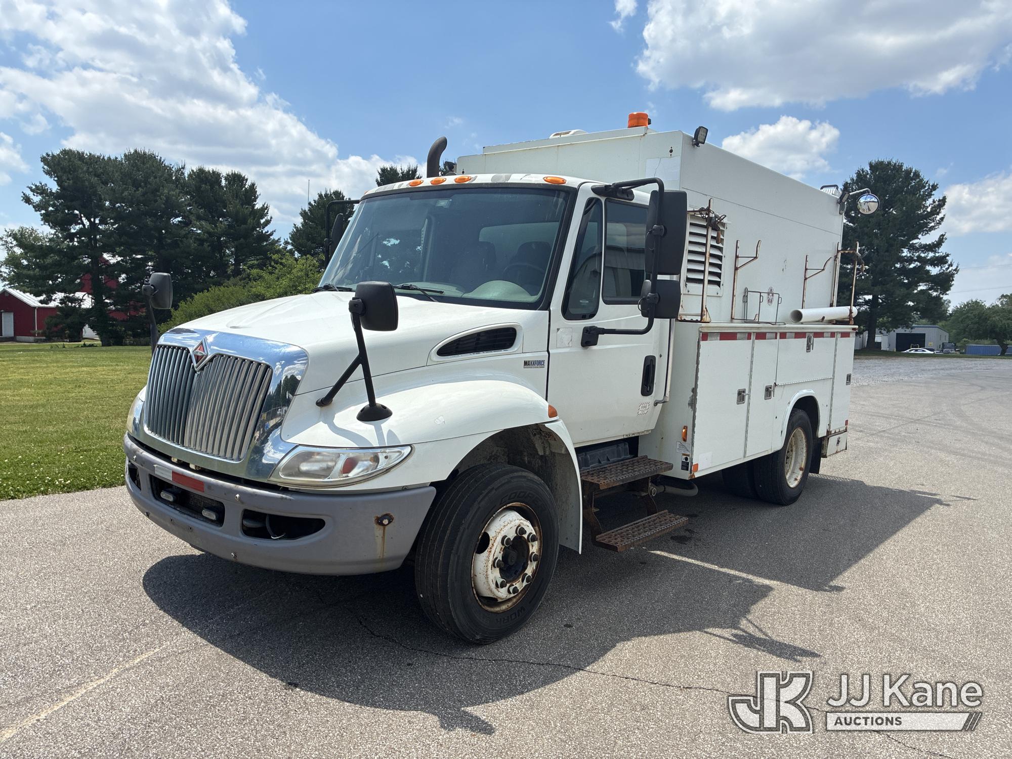 Photo of a 2015 International 4300