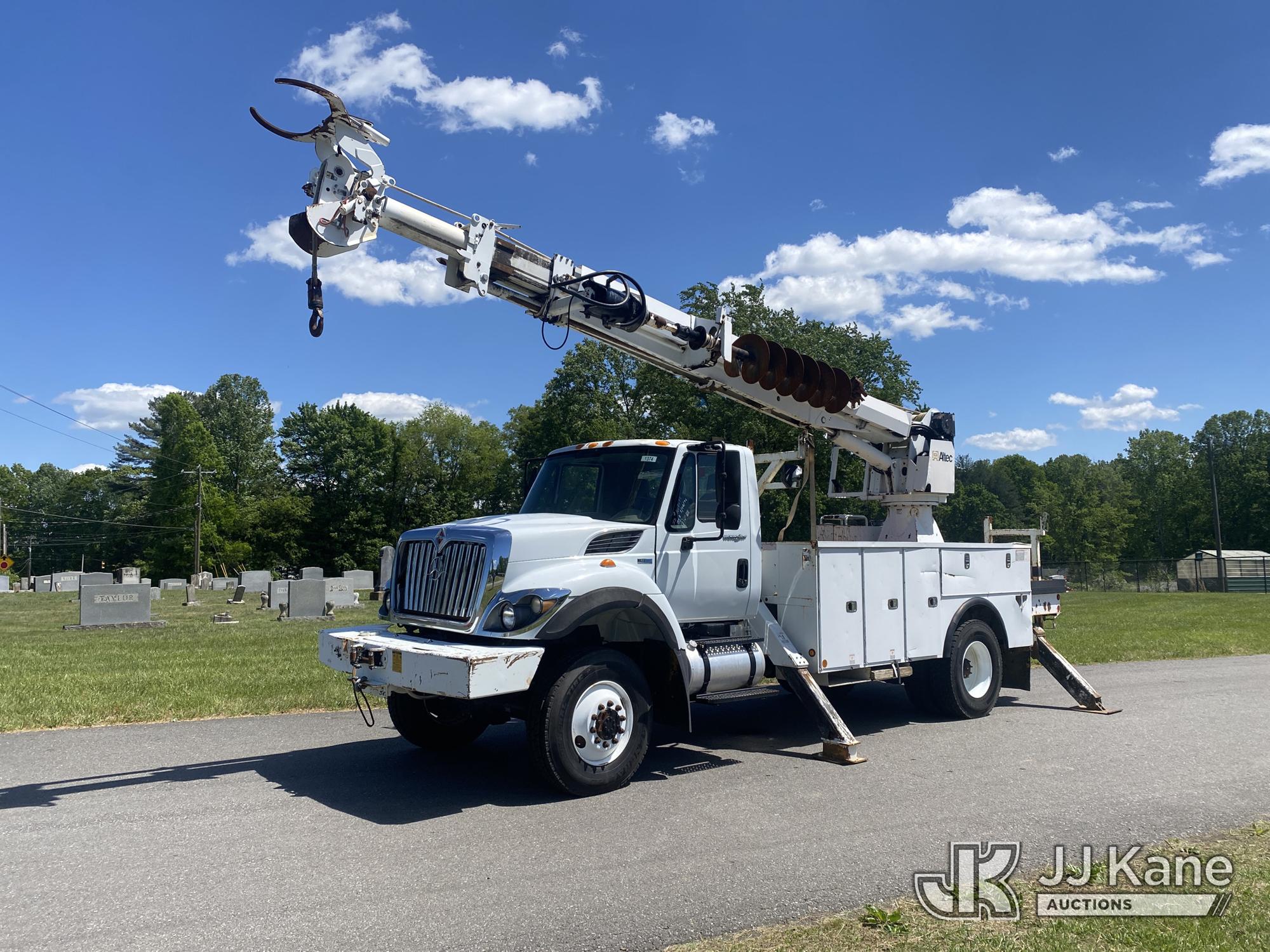 Photo of a 2012 International 7300