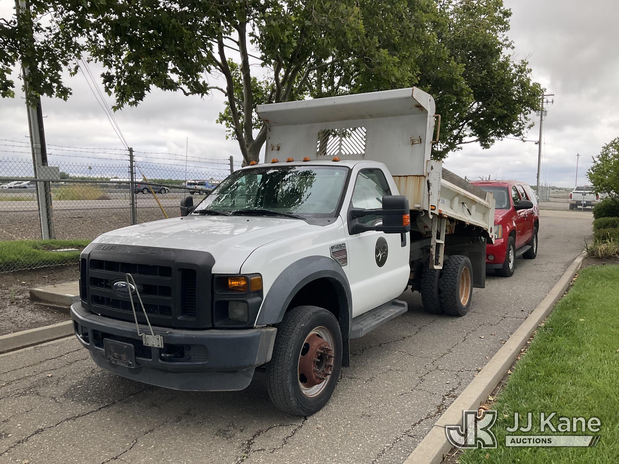 Photo of a 2010 Ford F-450 SD