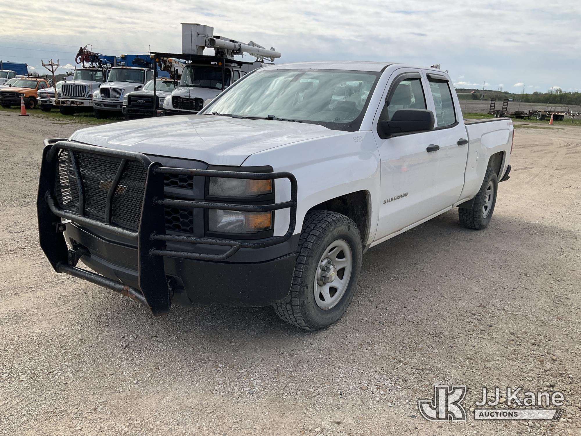 2015 Chevrolet Silverado 1500 4x4 Extended-Cab Pickup Truck