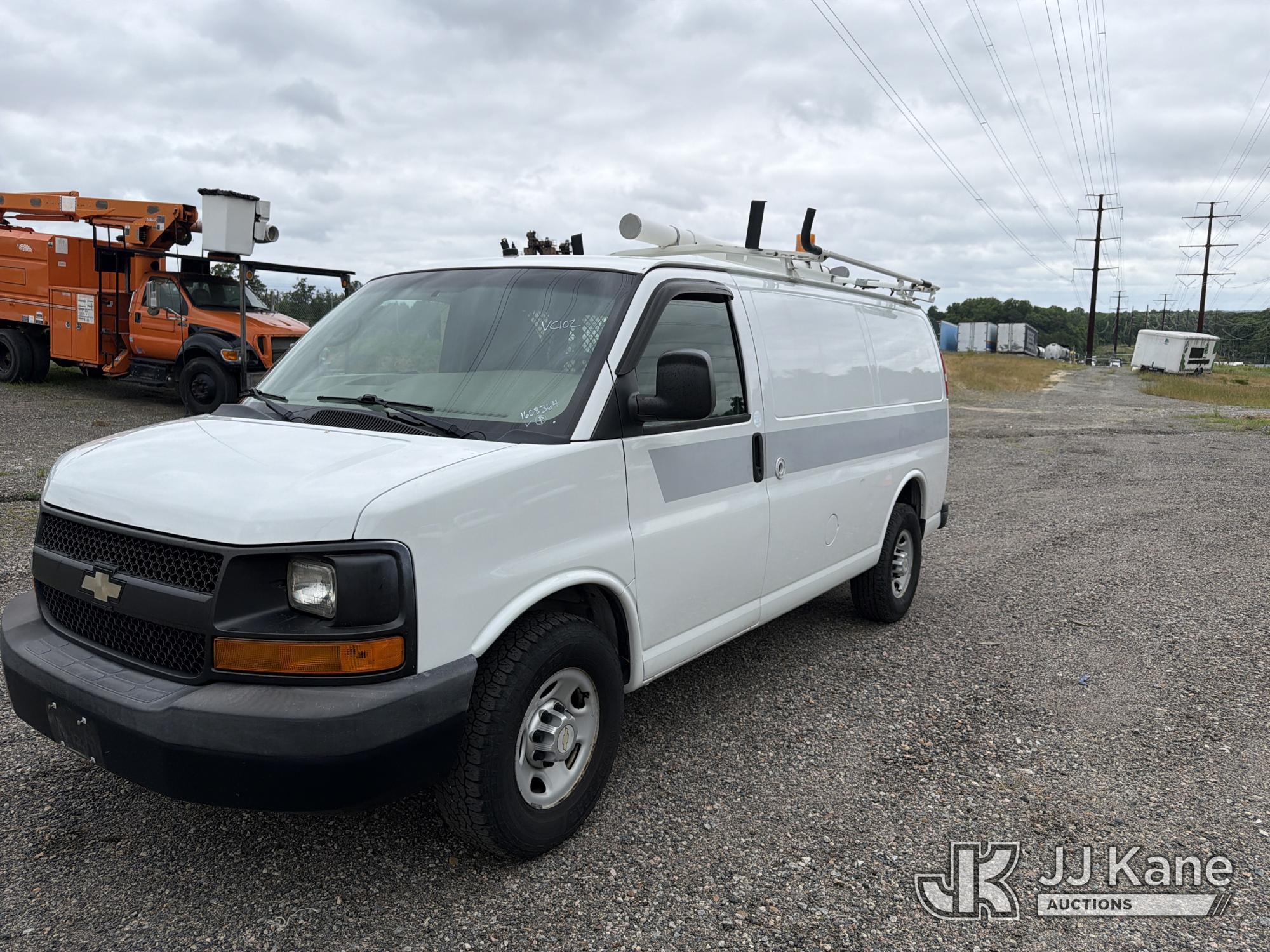 Photo of a 2011 Chevrolet Express G2500