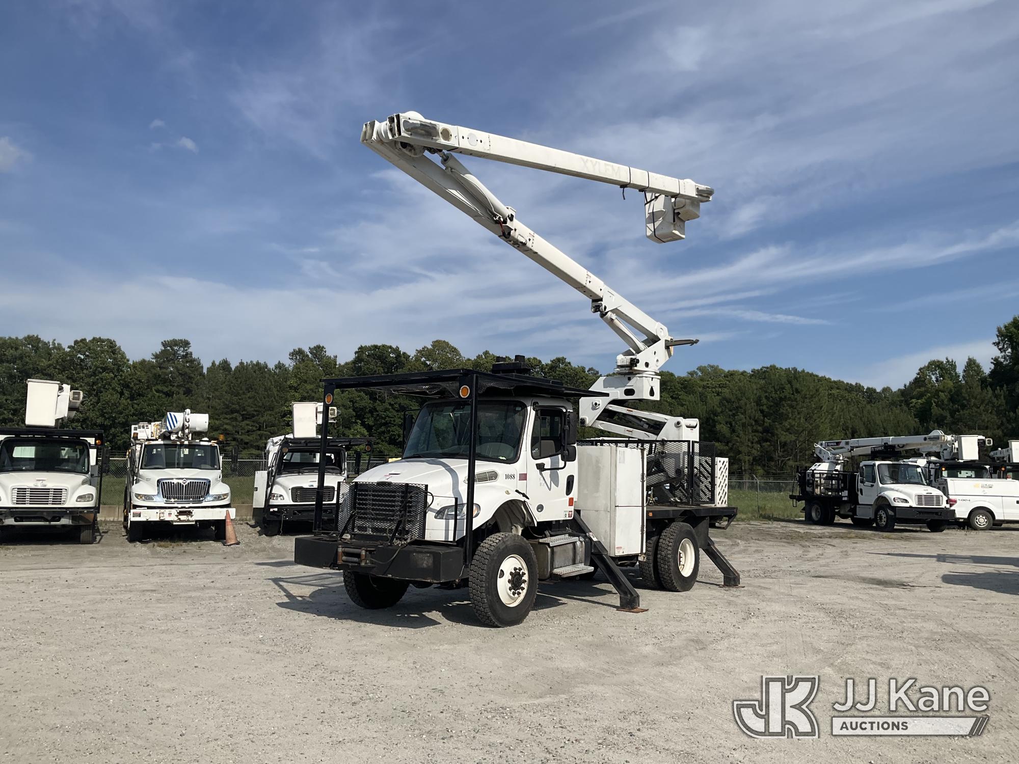 Photo of a 2018 Freightliner M2 106 4x4