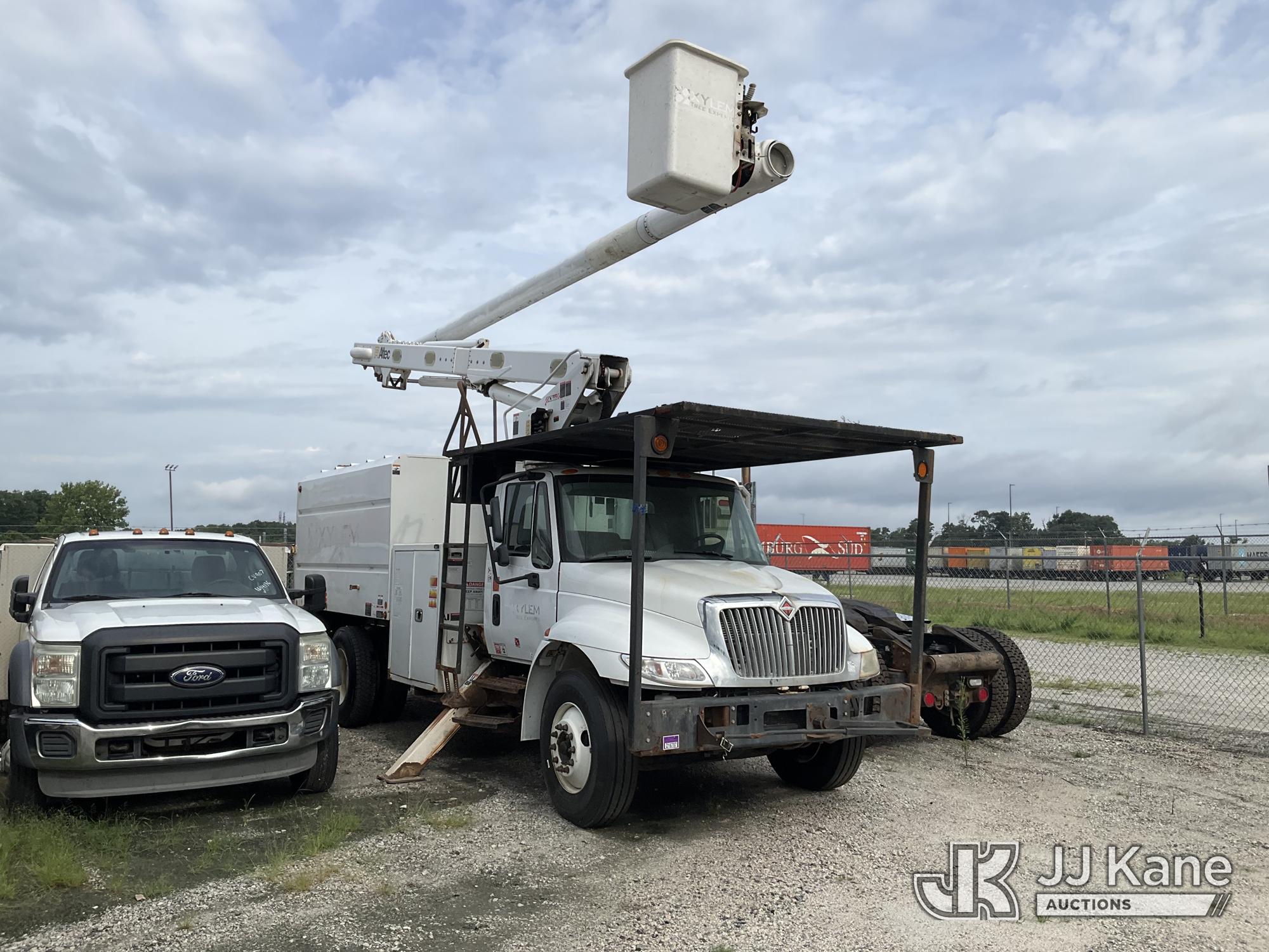 2019 International 4300 DuraStar