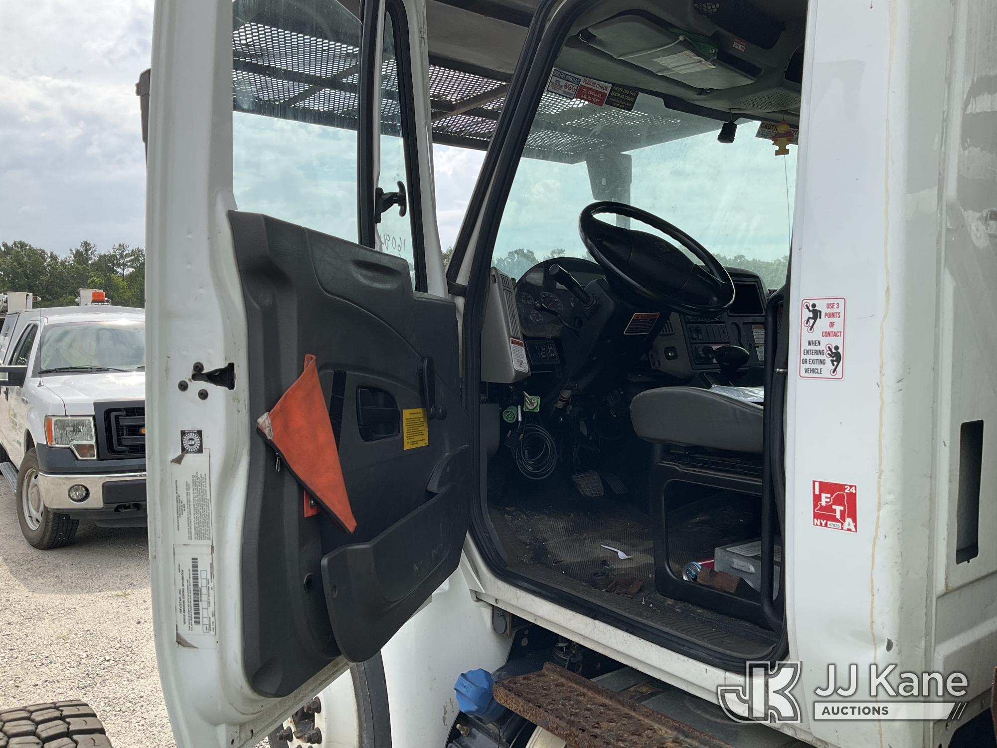 2019 International 4300 DuraStar
