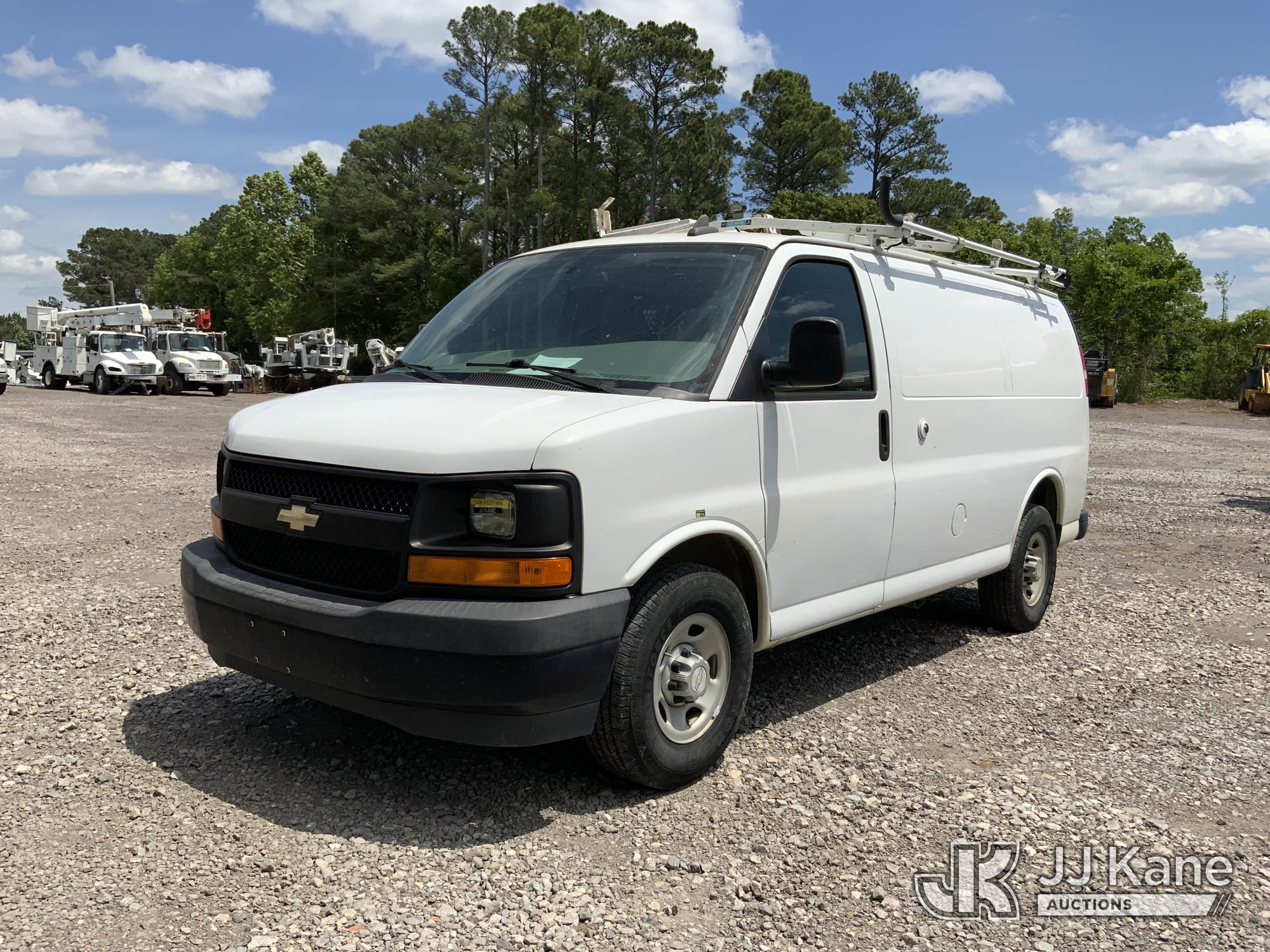 Photo of a 2017 Chevrolet Express G2500