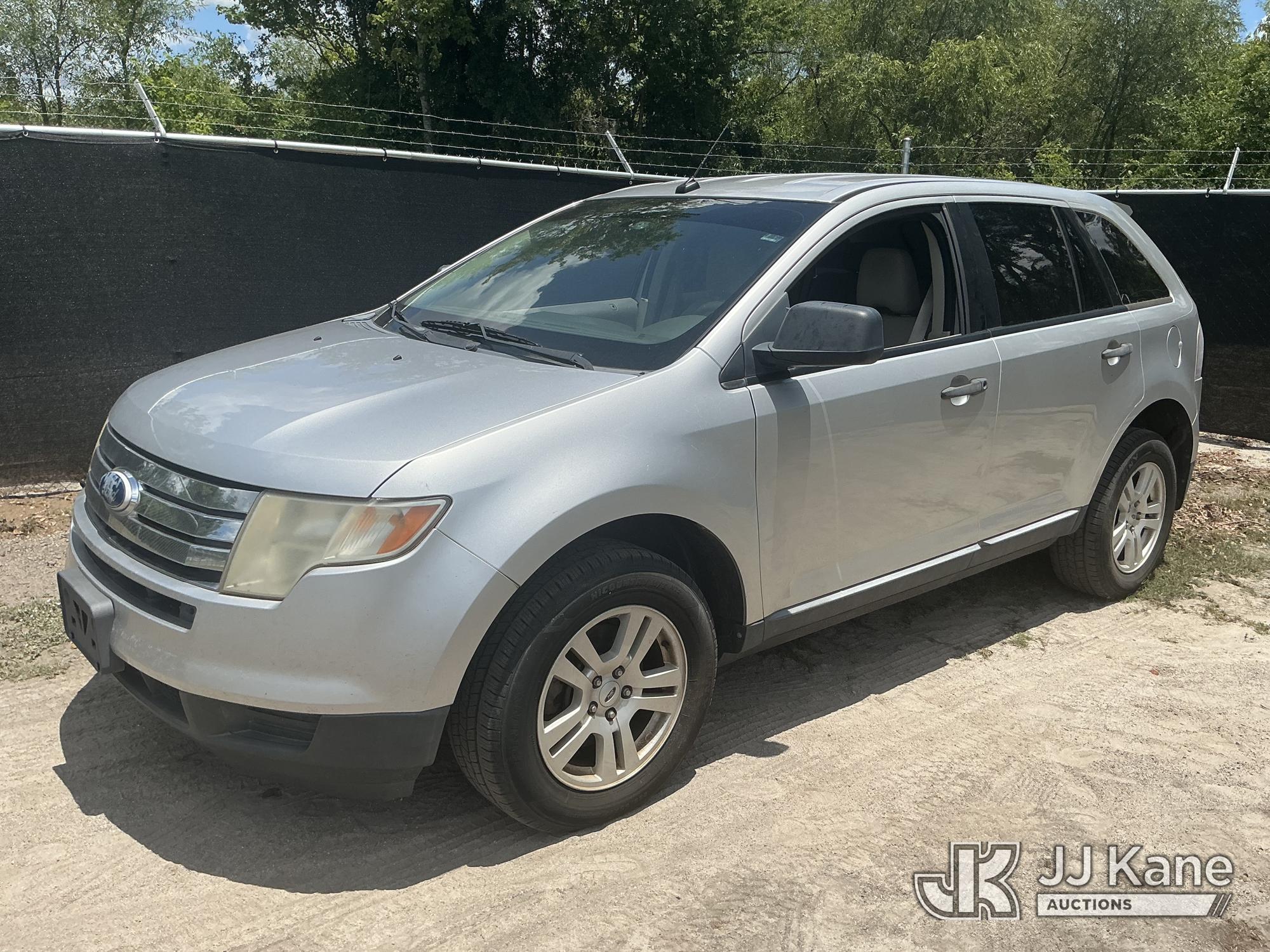 Photo of a 2010 Ford Edge