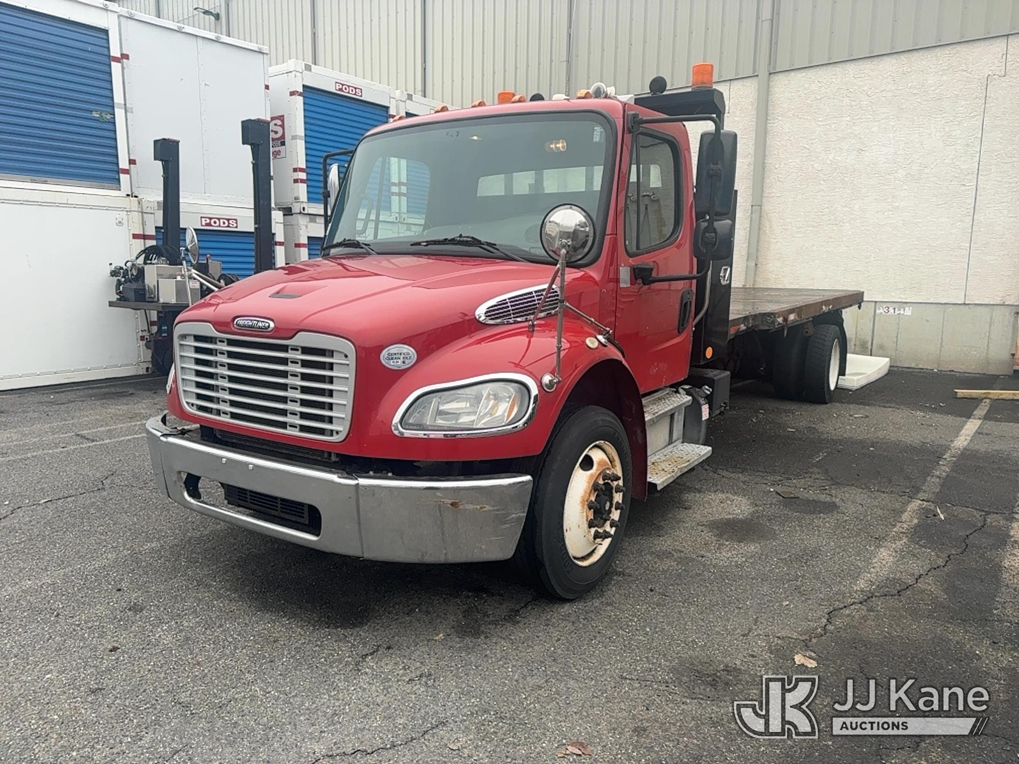 Photo of a 2015 Freightliner M2 106
