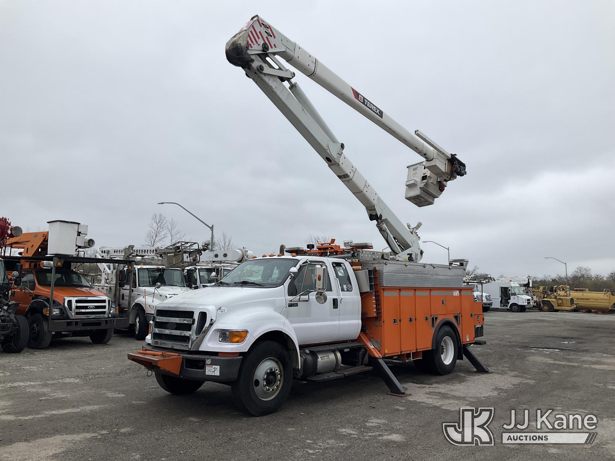 Photo of a 2012 Ford F750