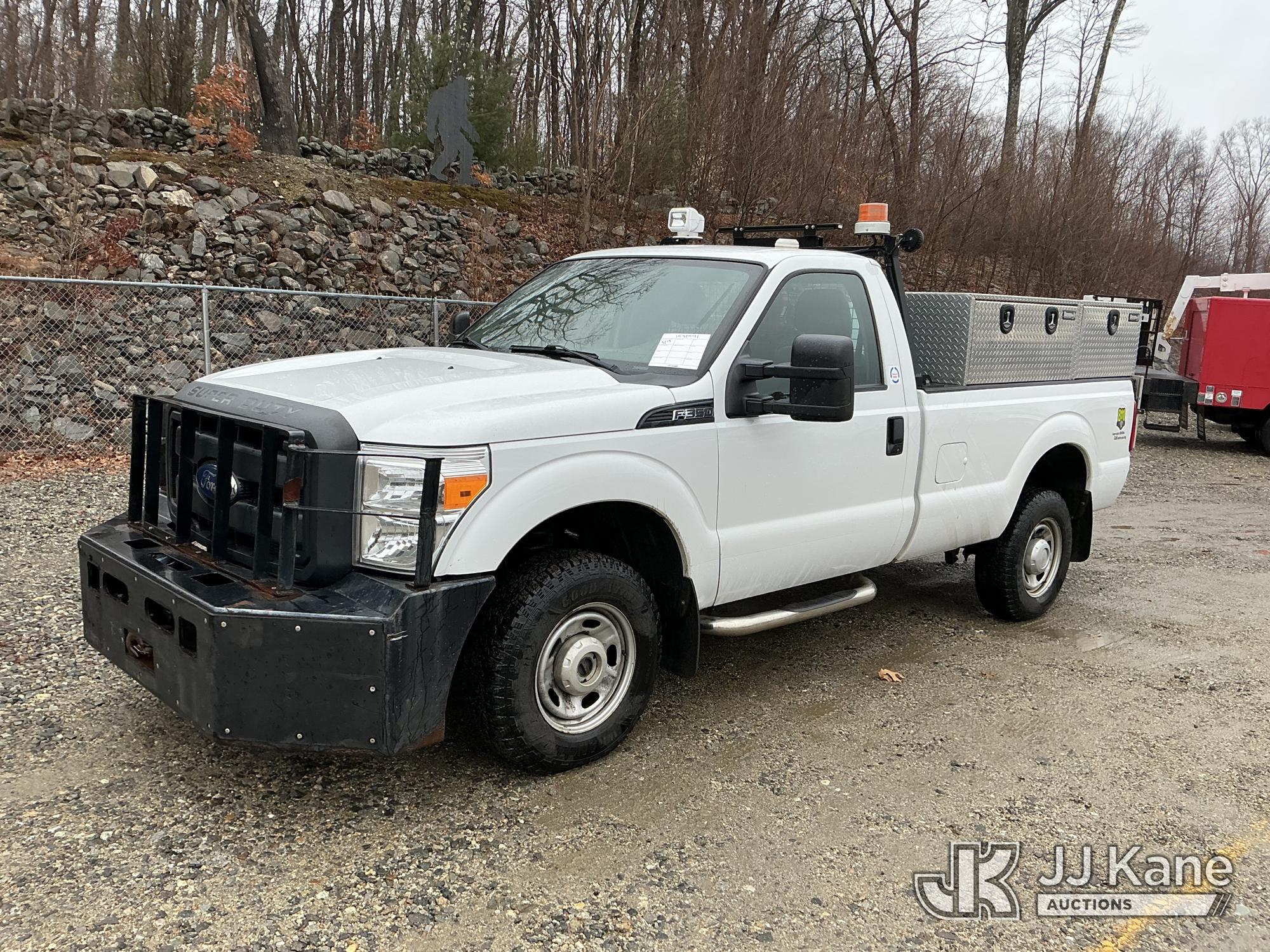 Photo of a 2015 Ford F-350 SD