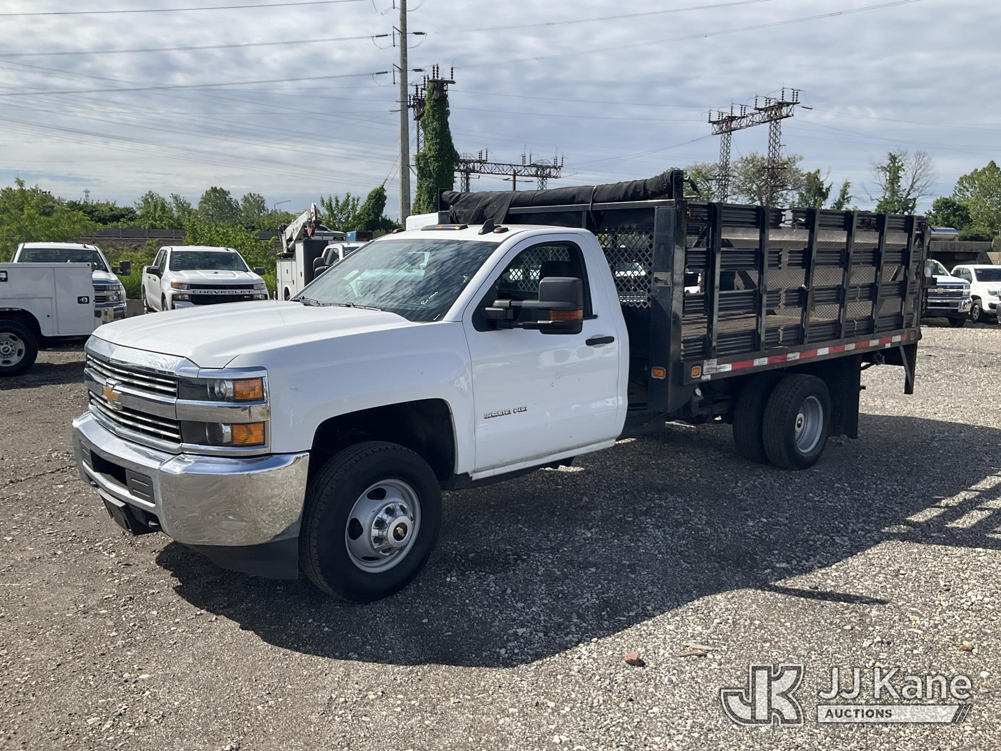 Photo of a 2016 Chevrolet Silverado 3500HD 2WD