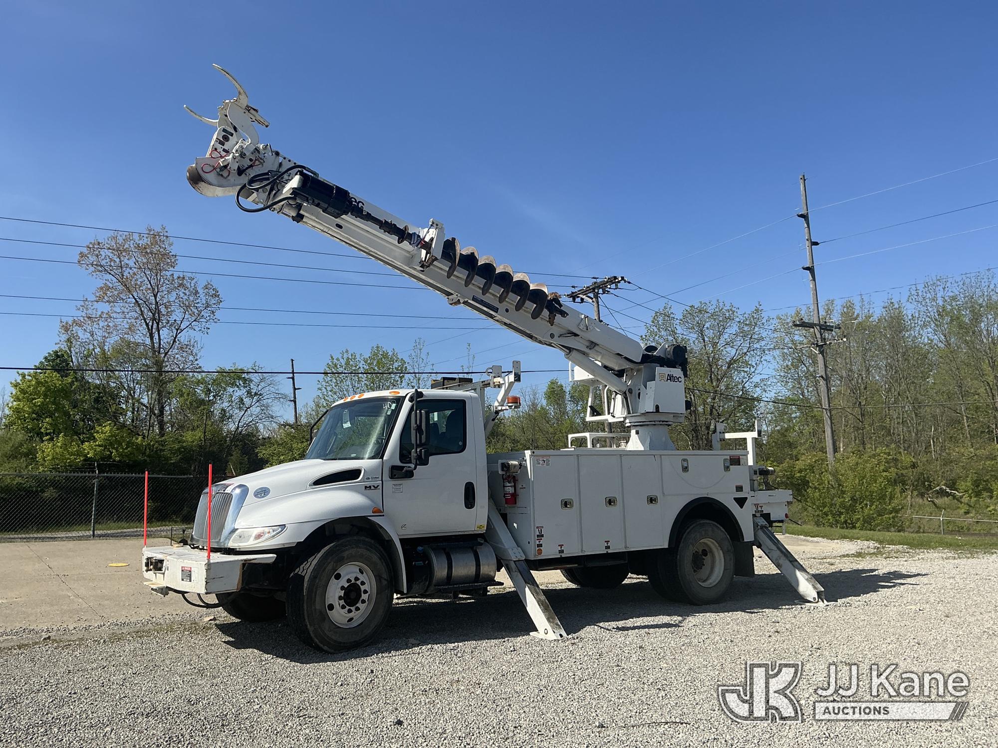 Photo of a 2021 International MV607