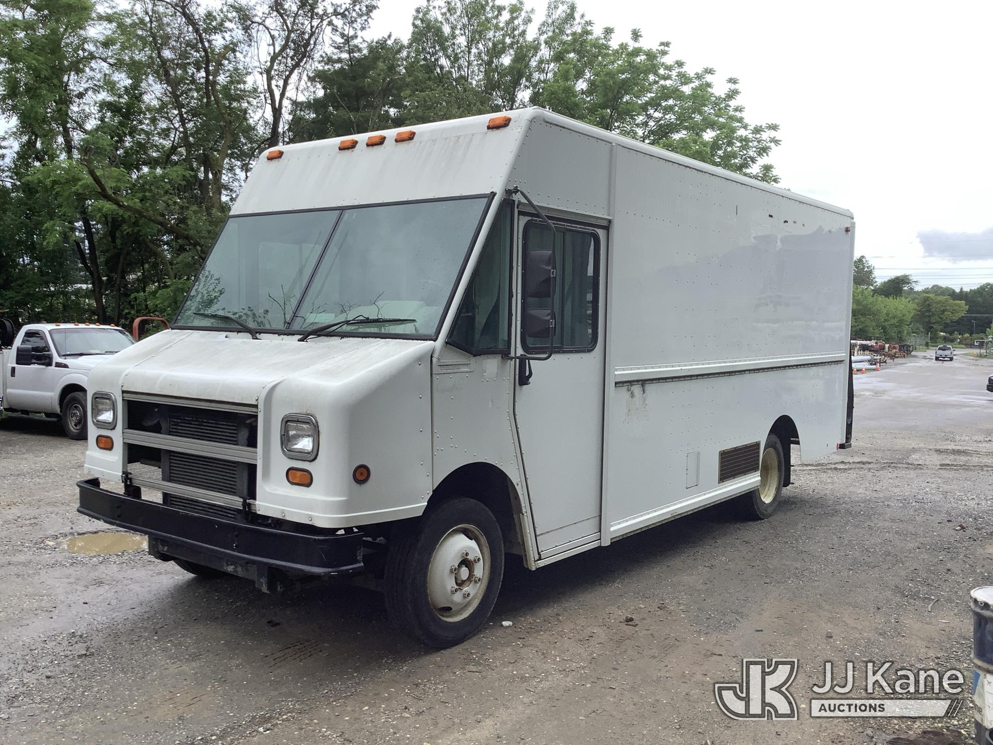 Photo of a 2003 Freightliner MT45 Chassis