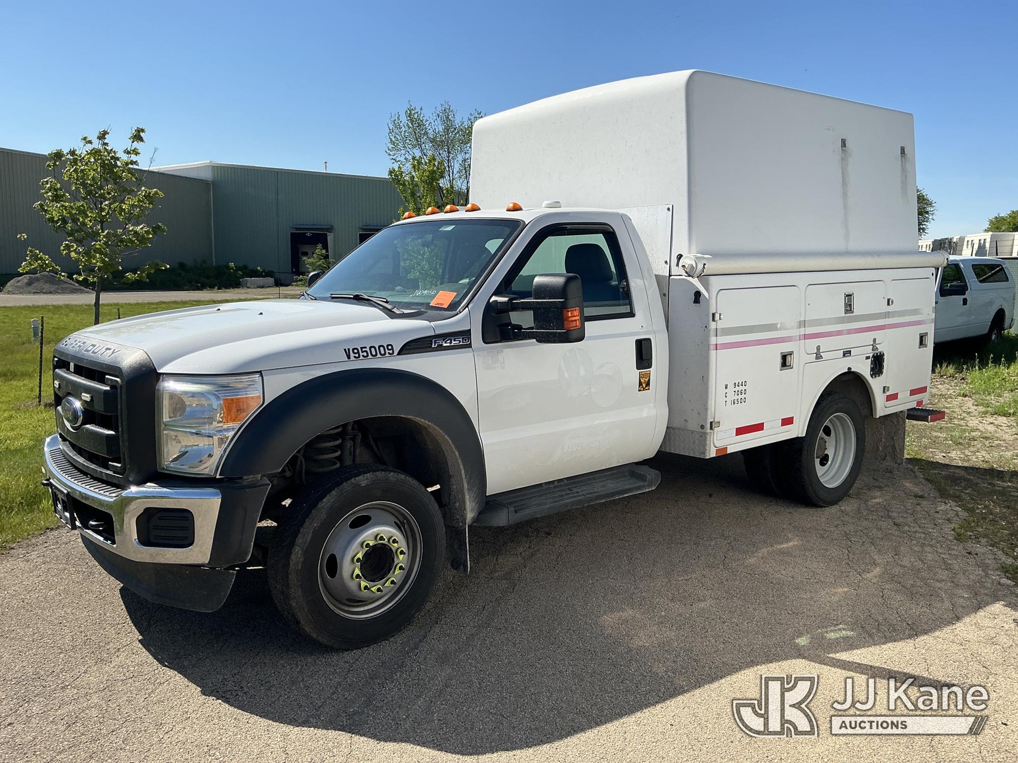 Photo of a 2015 Ford F-450 SD