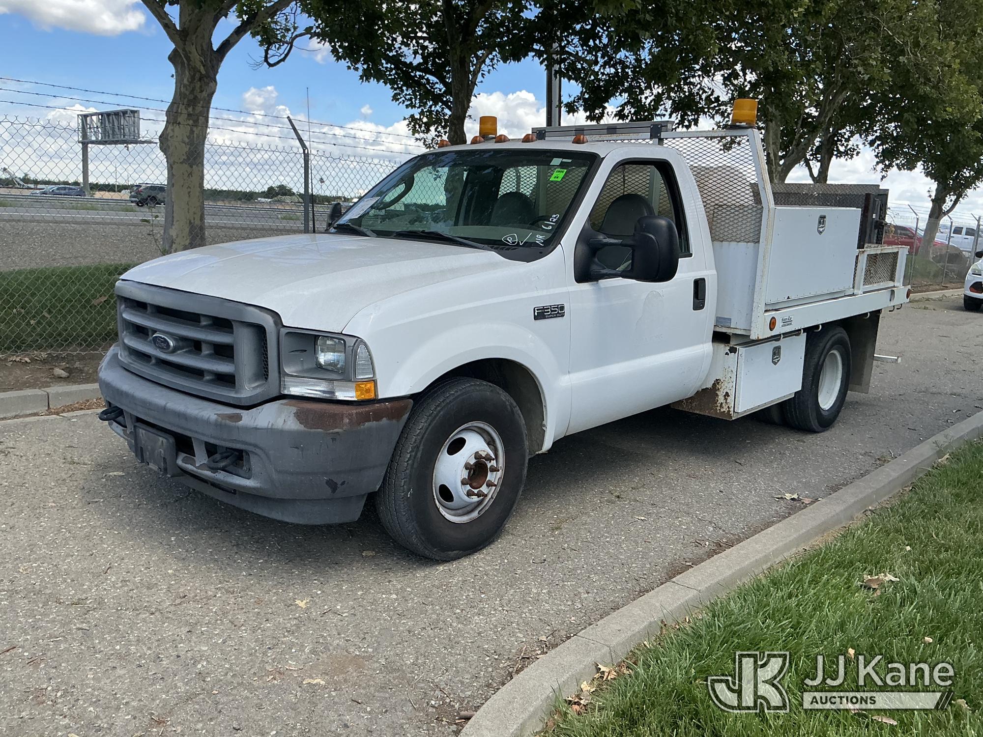 Photo of a 2003 Ford F-350 SD