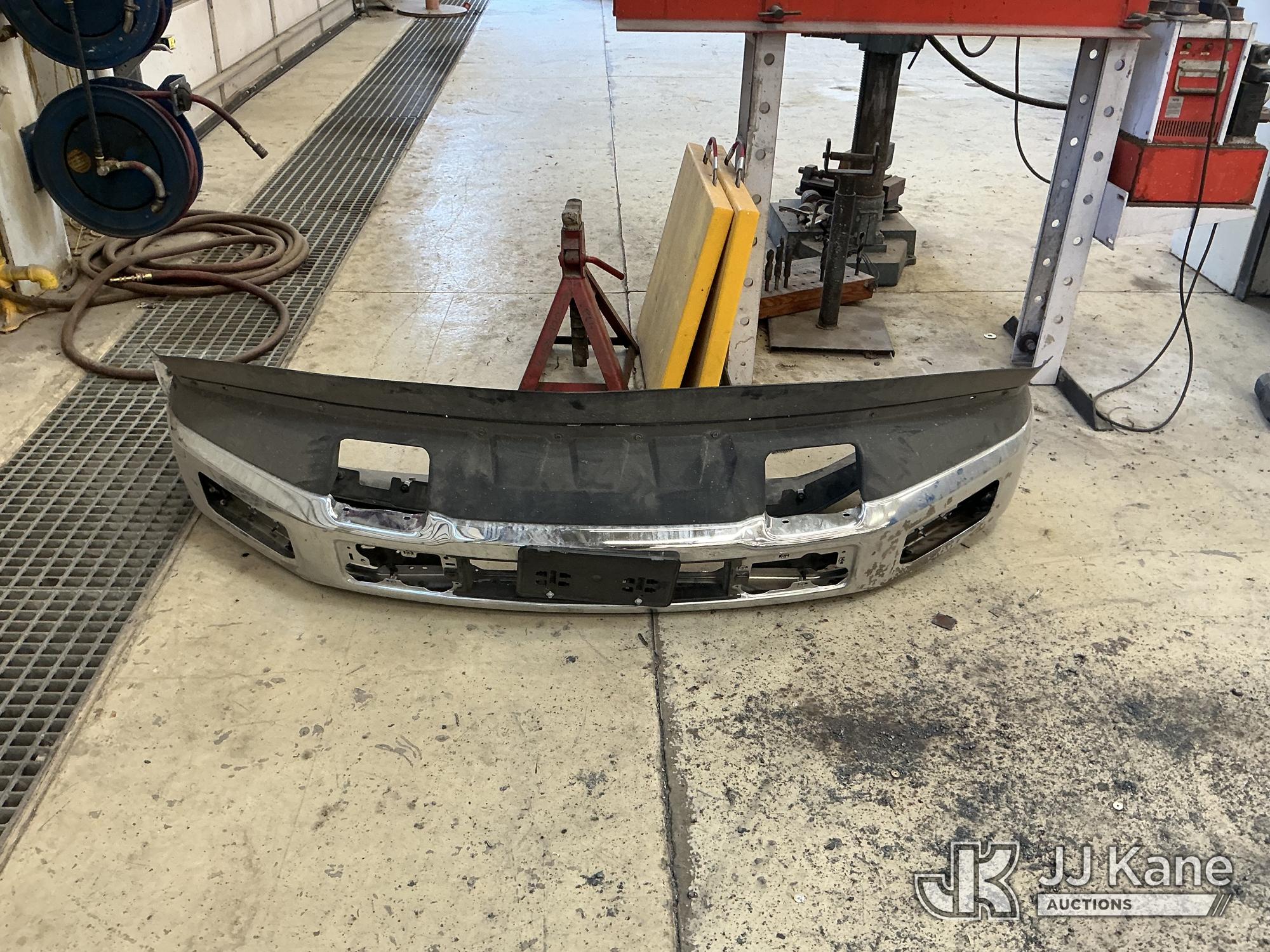 Ford Truck Bumper NOTE: This unit is being sold AS IS/WHERE IS via Timed Auction and is located in Salt Lake City