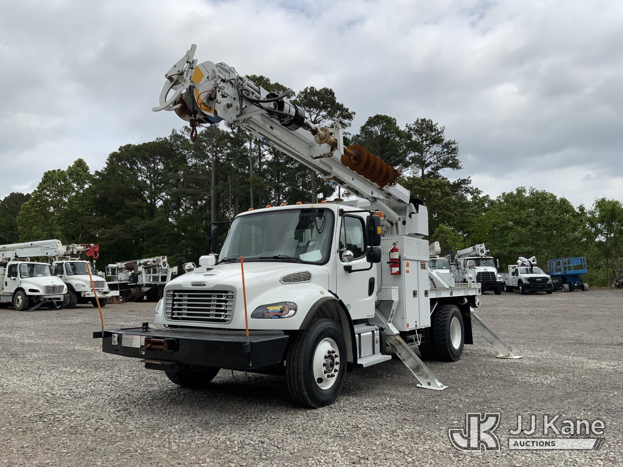 Photo of a 2018 Freightliner M2 106