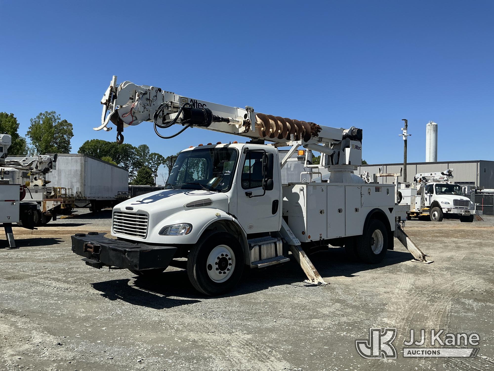2014 Freightliner M2 106