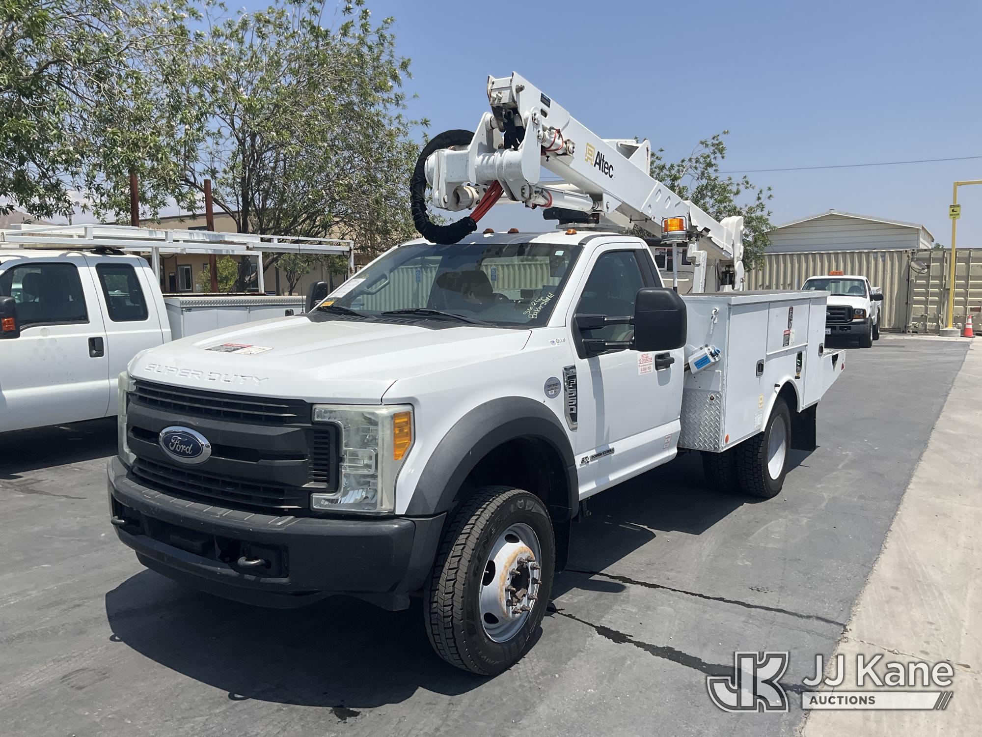 Photo of a 2017 Ford F-550