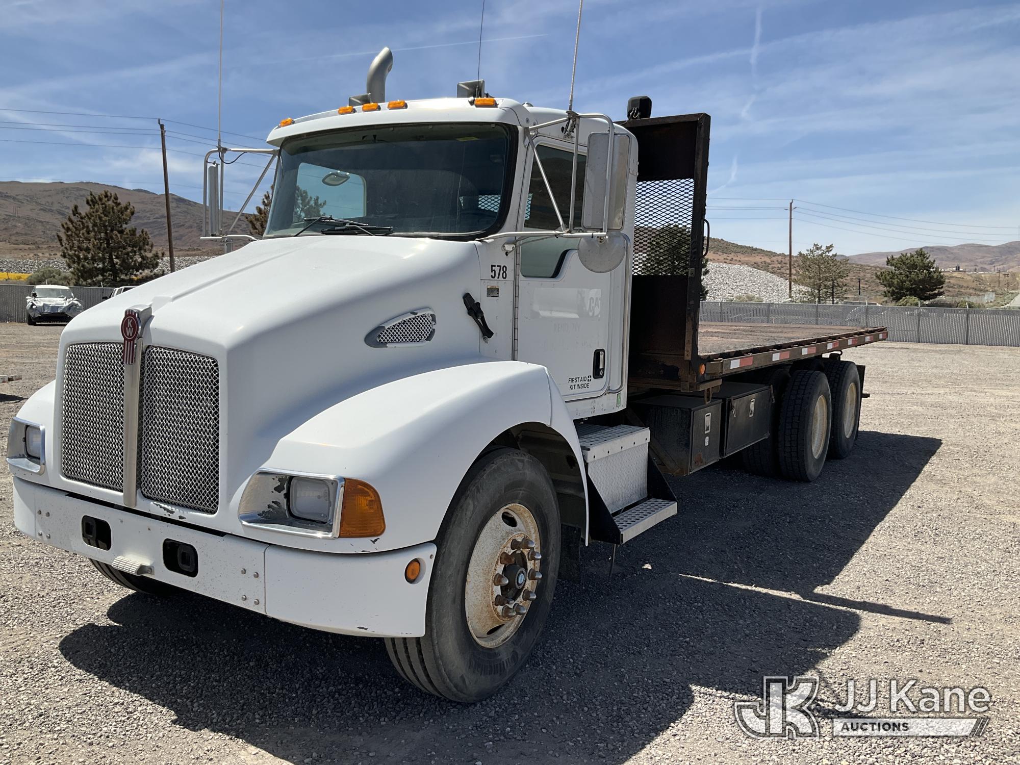 Photo of a 2006 Kenworth T300
