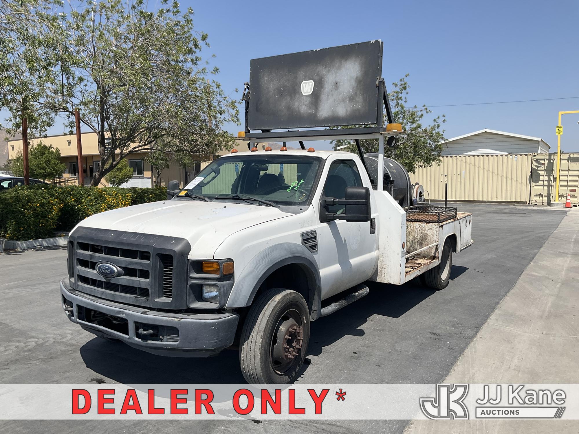 Photo of a 2008 Ford F-550