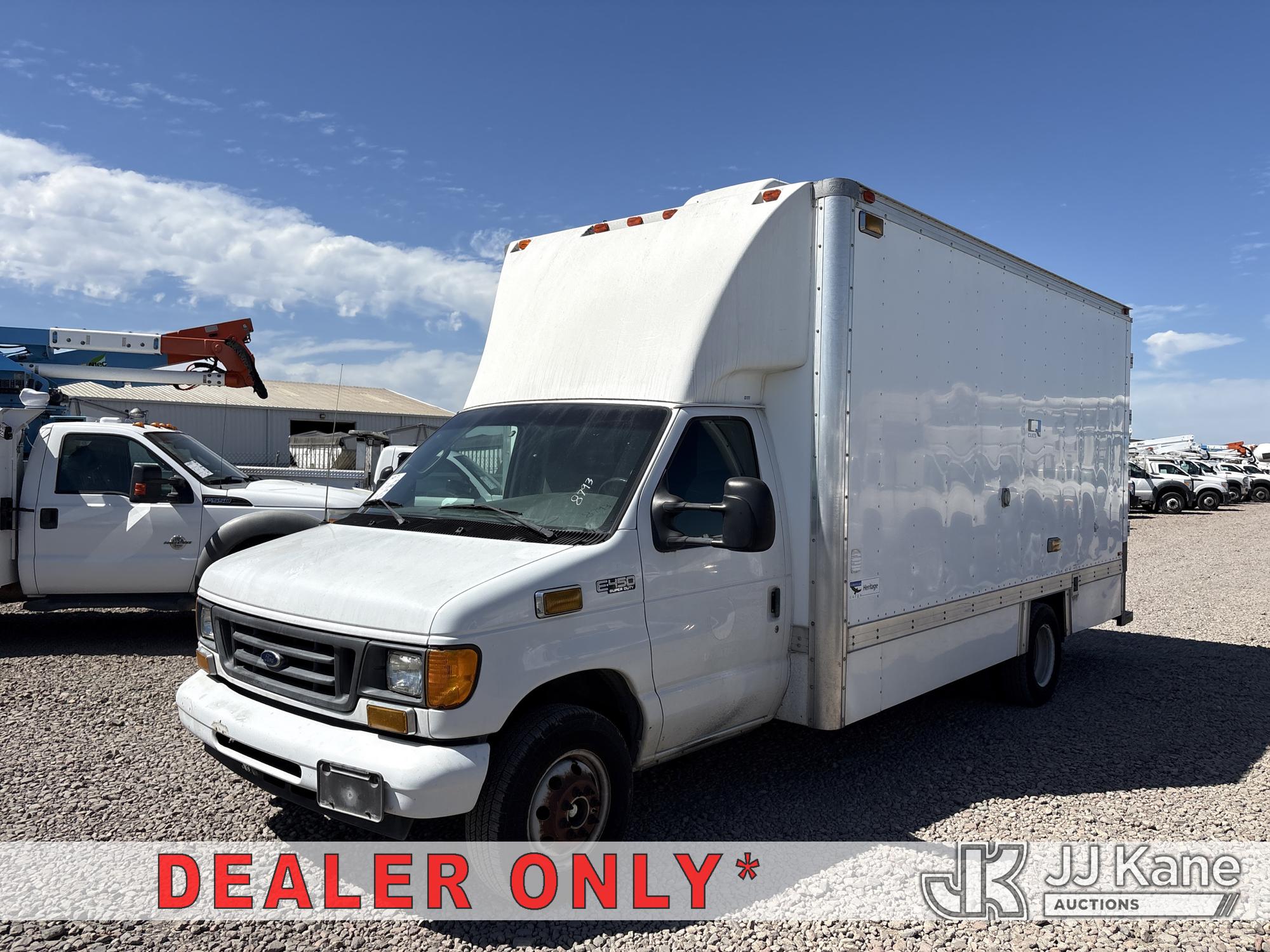 Photo of a 2005 Ford Econoline