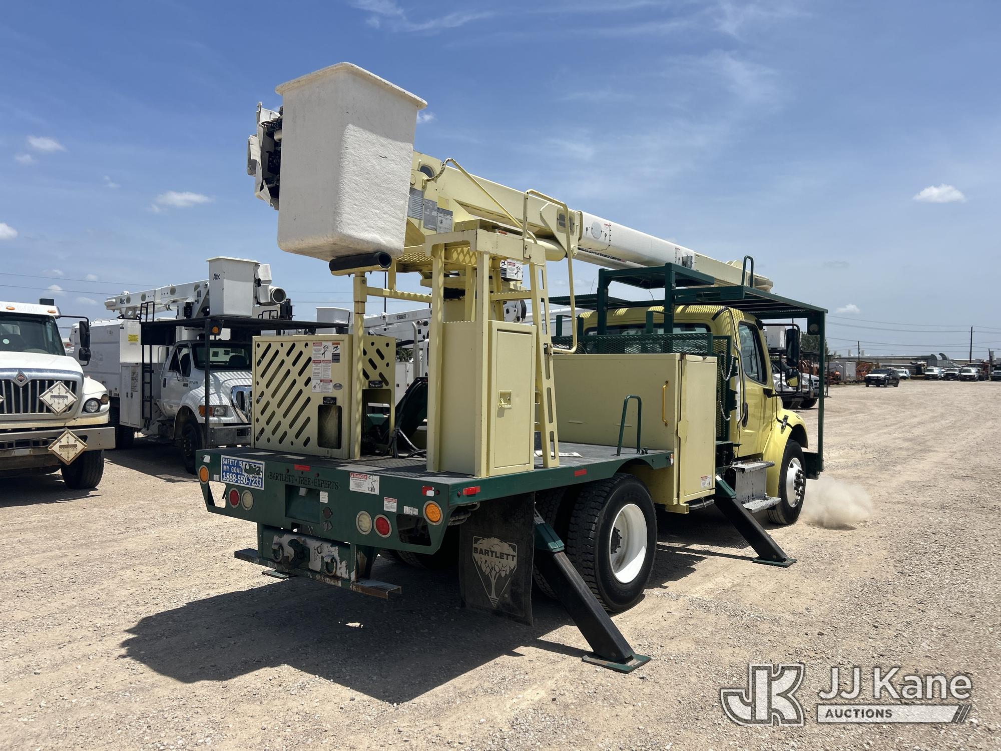 2016 Freightliner M2 106