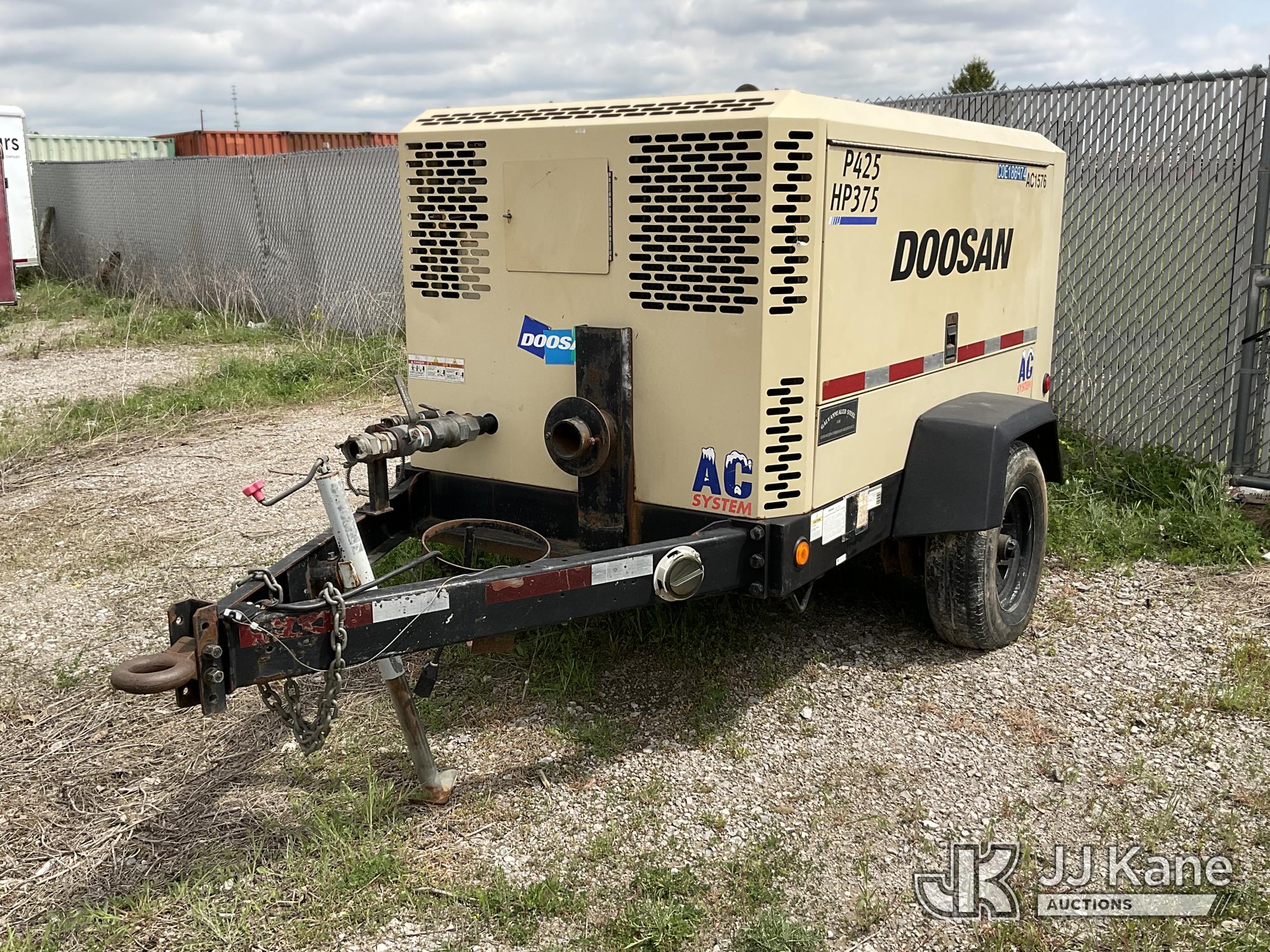 Photo of a 2016 Doosan HP375