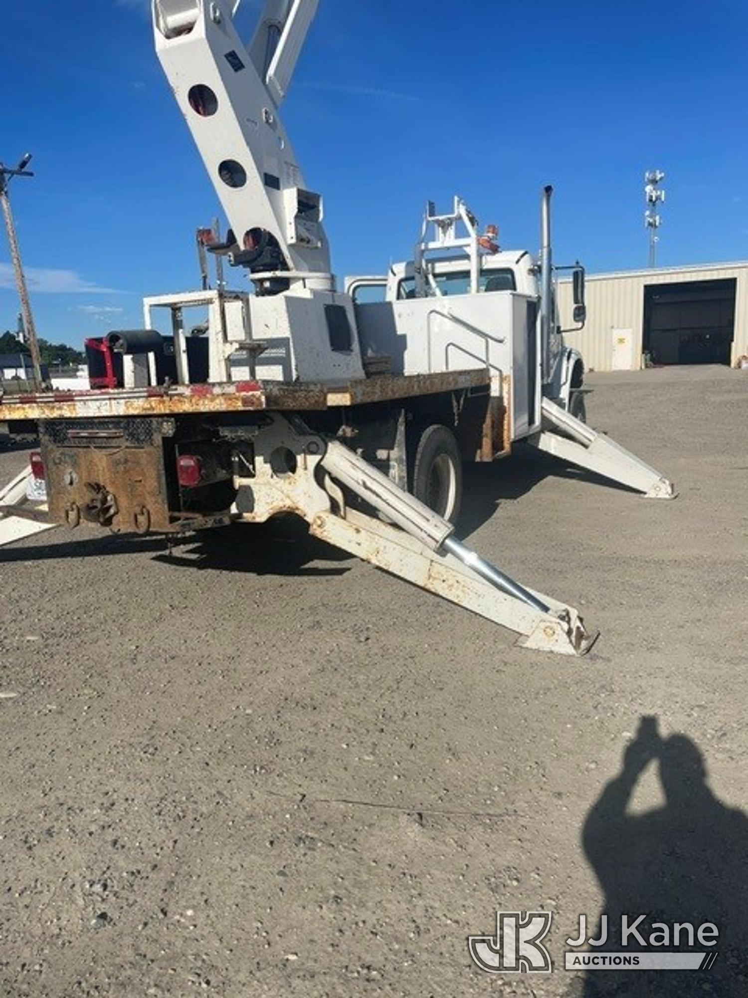 2014 Freightliner M2 106