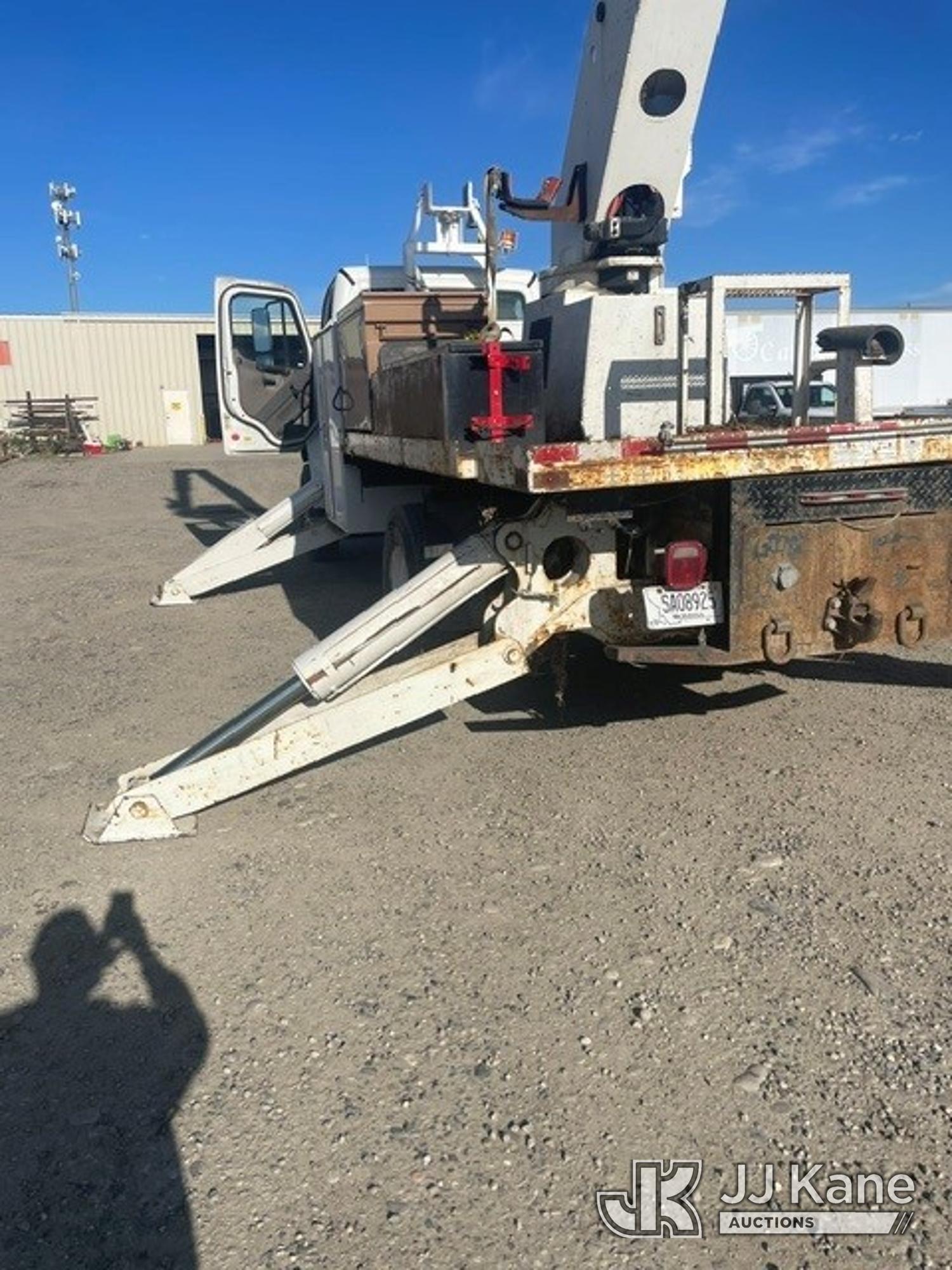 2014 Freightliner M2 106