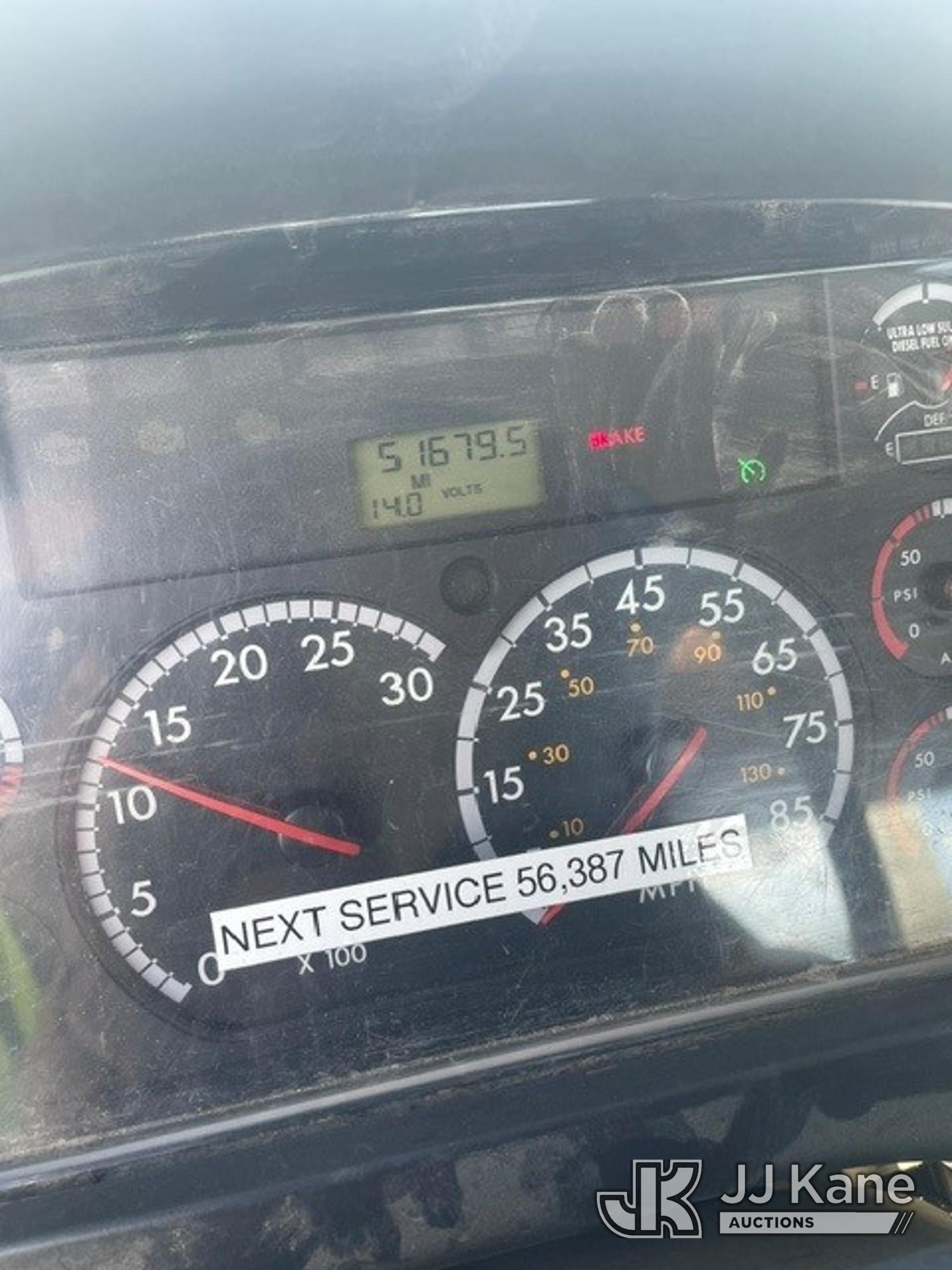 2014 Freightliner M2 106