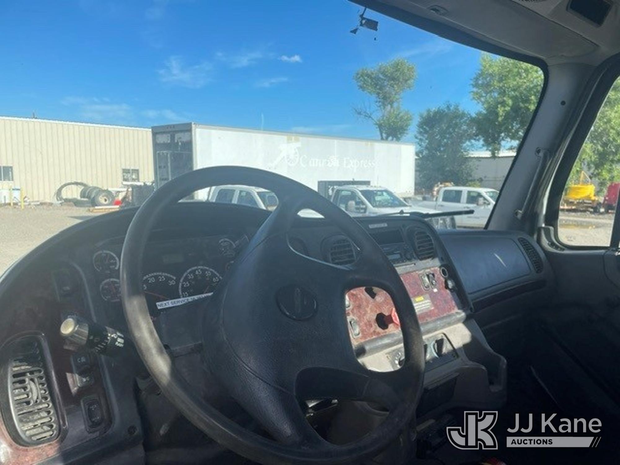 2014 Freightliner M2 106