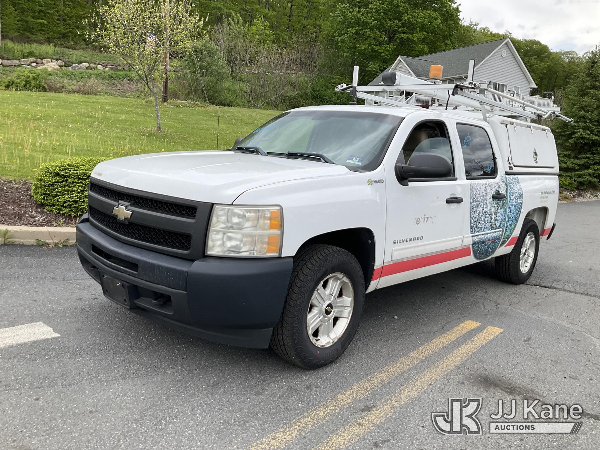 Photo of a 2010 Chevrolet Silverado 1500 2WD Hybrid