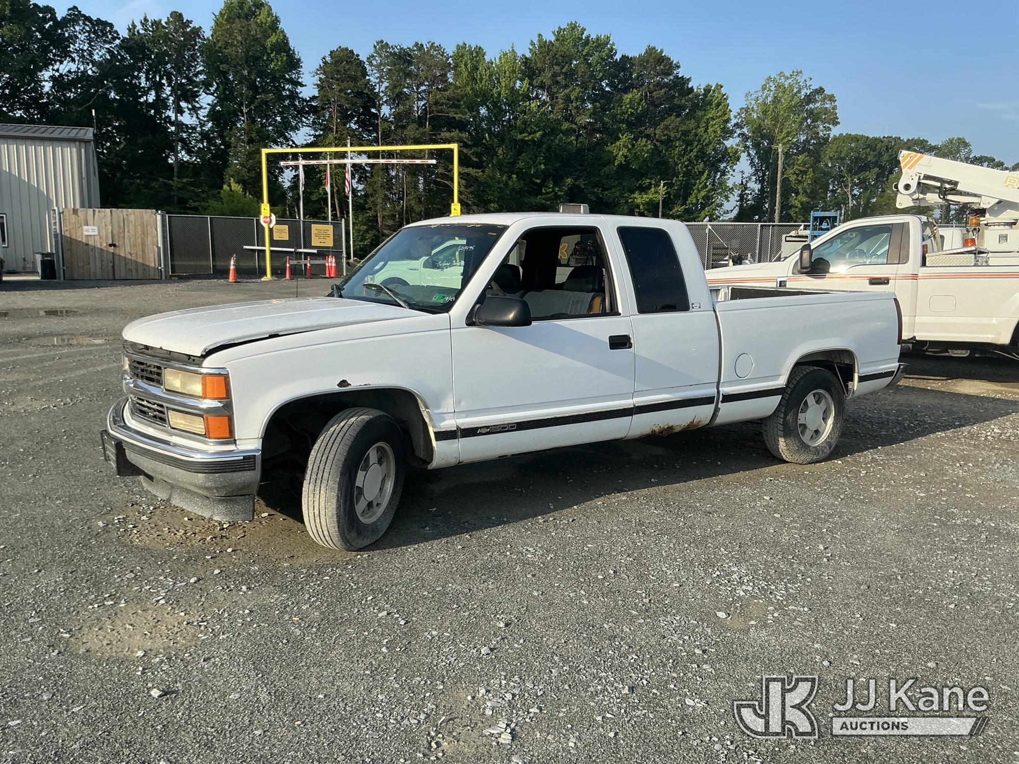 Photo of a 1996 Chevrolet C/K 1500