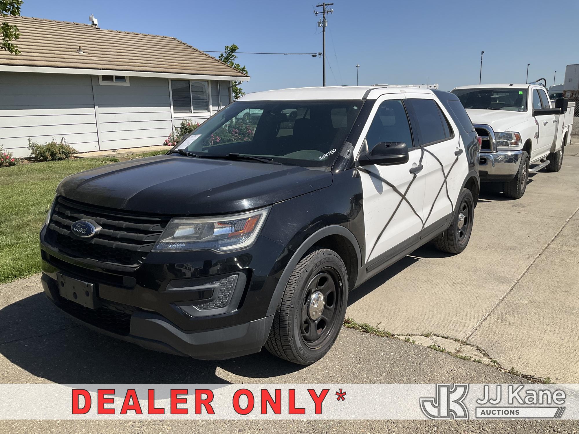 2017 Ford Explorer Police 4-Door Sport Utility Vehicle