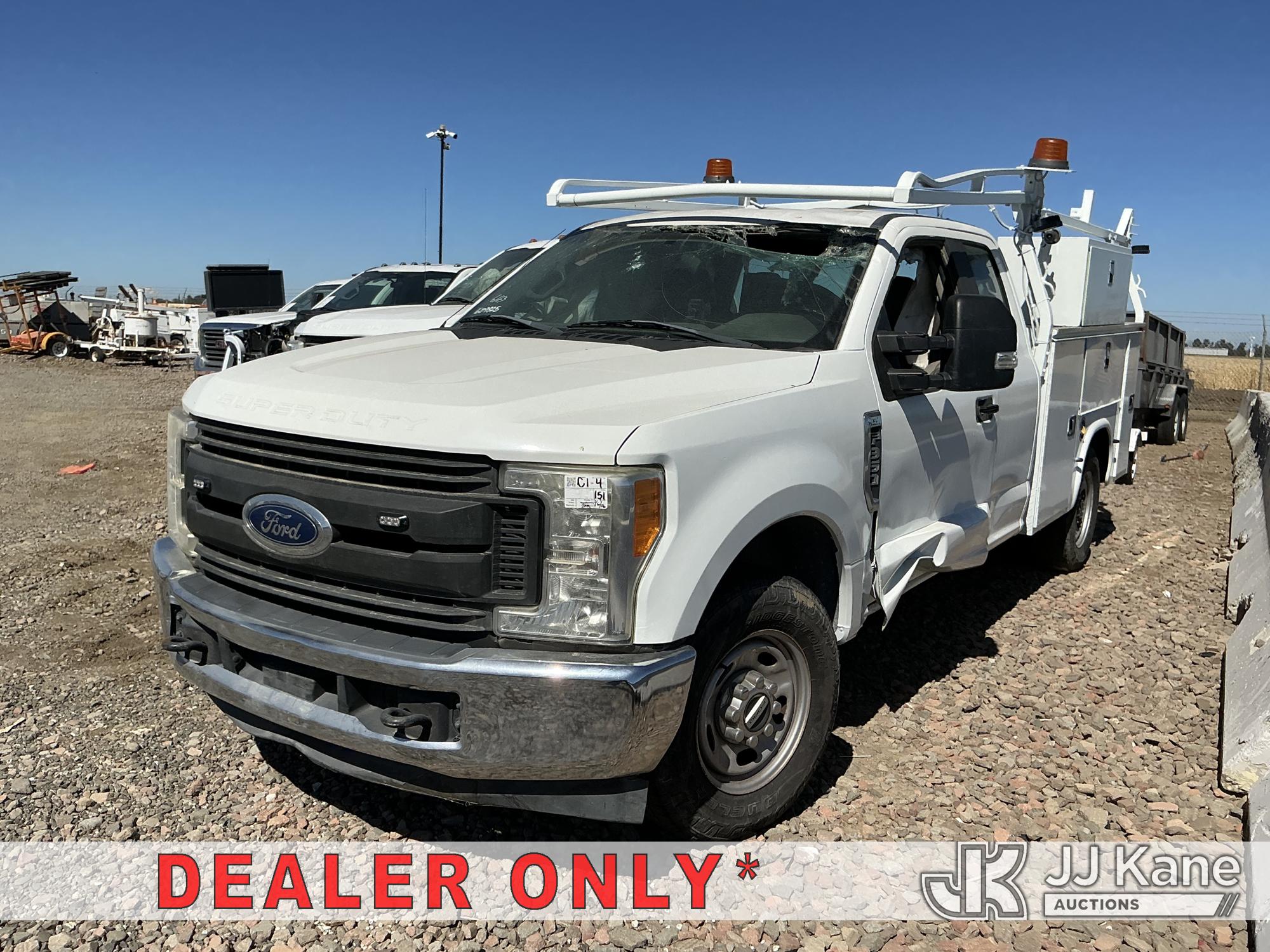 Photo of a 2017 Ford F-350 SD