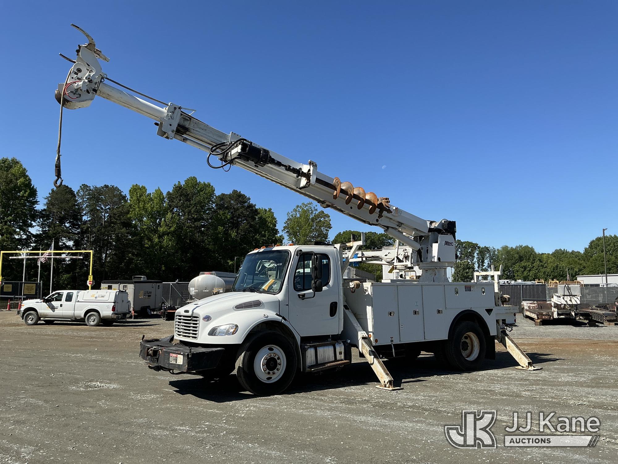 2014 Freightliner M2 106